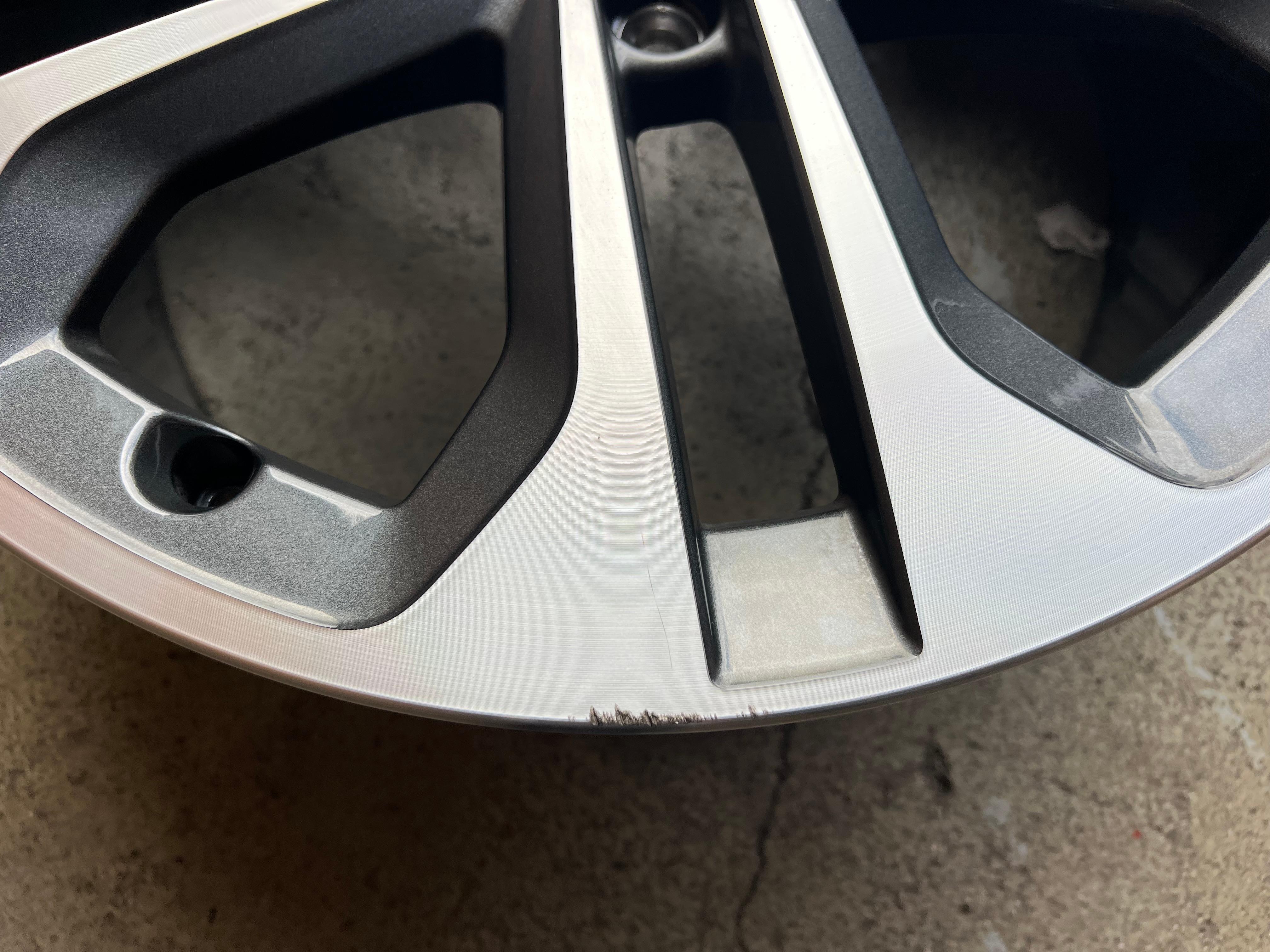 1 X LLANTA DE ALEACIÓN ORIGINAL DE 18" AUDI A3 S3 8Y 8Y0601025CE 8x18 ET46 ENVÍO GRATUITO