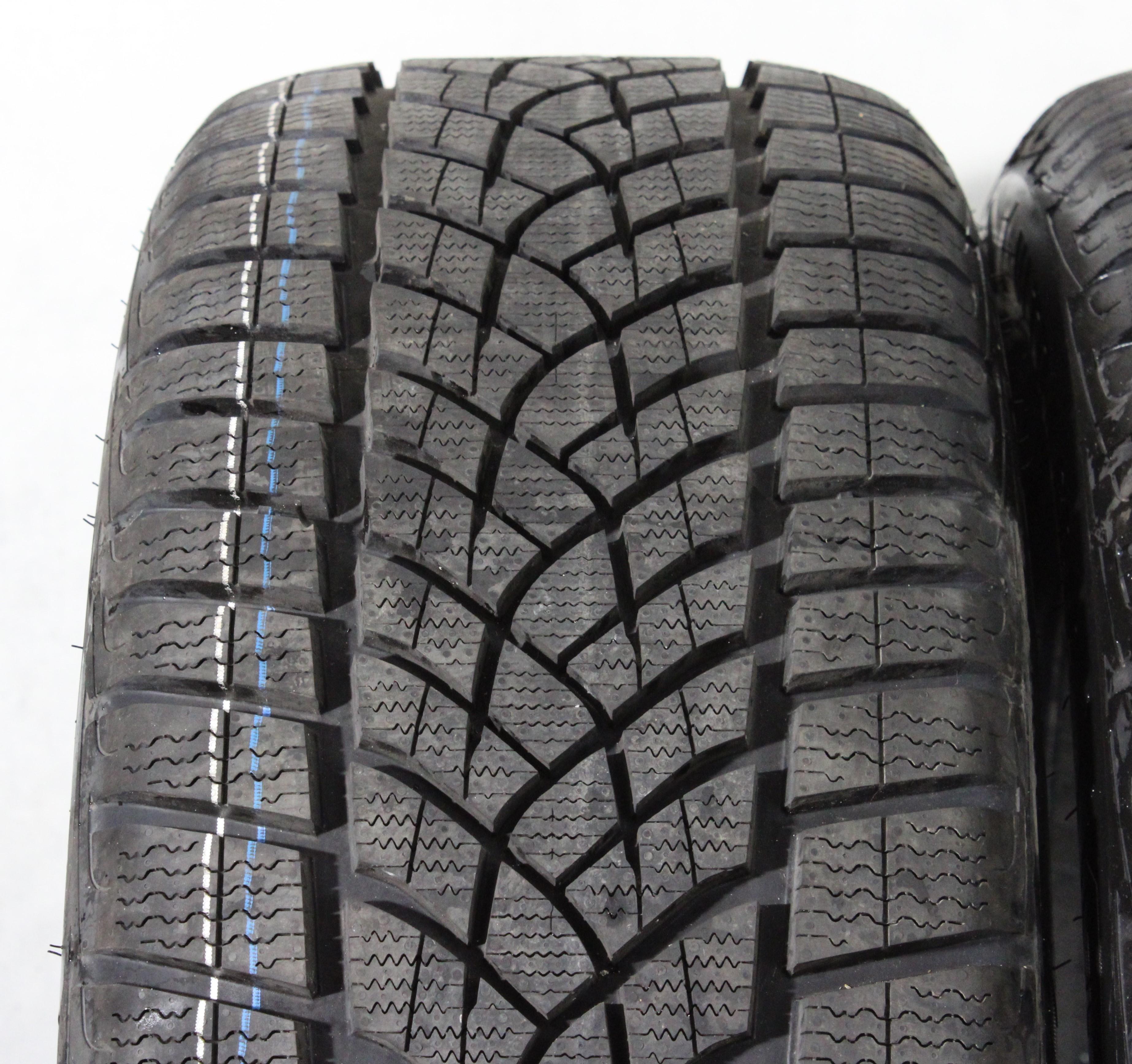 2 x 235/50R19 99V Winterreifen Goodyear Ultra Grip Performance GEN-1 AO Volles Profil 2019