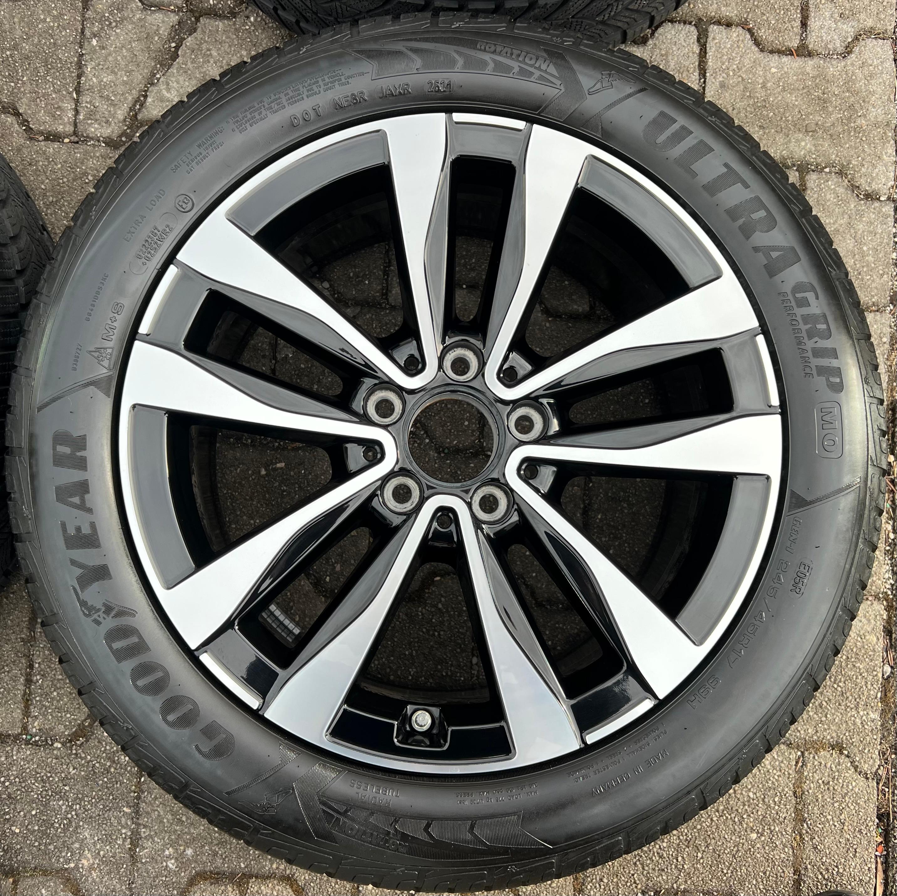 1 X CERCHIO ORIGINALE 17" IN ALLUMINIO MERCEDES C-CLASS W206 A2064016100 8x17 ET49.5 TPMS