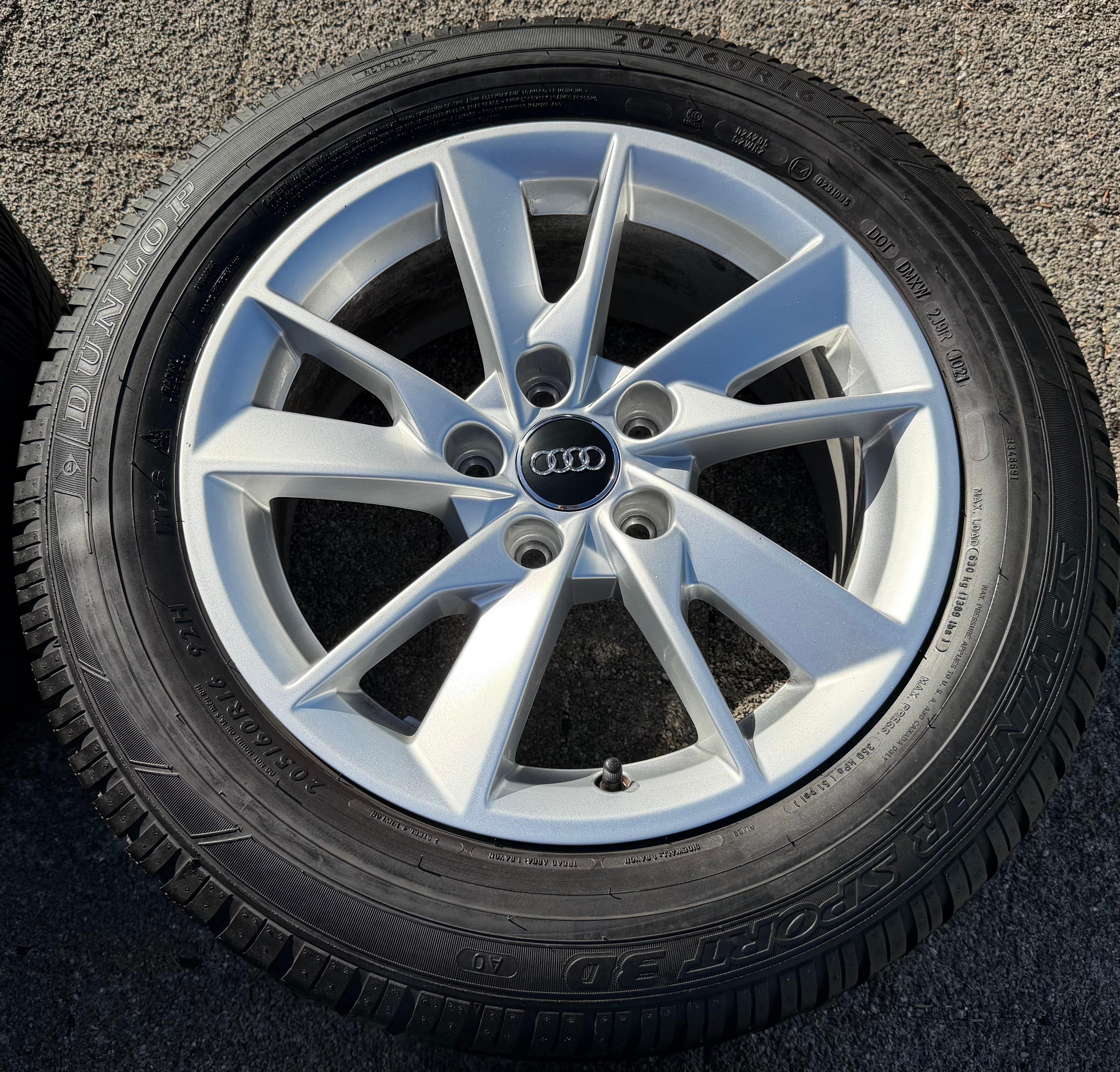4 ruedas de invierno de aleación originales Audi A4 8W B9 8W0601025A 205/60R16 92H Dunlop
