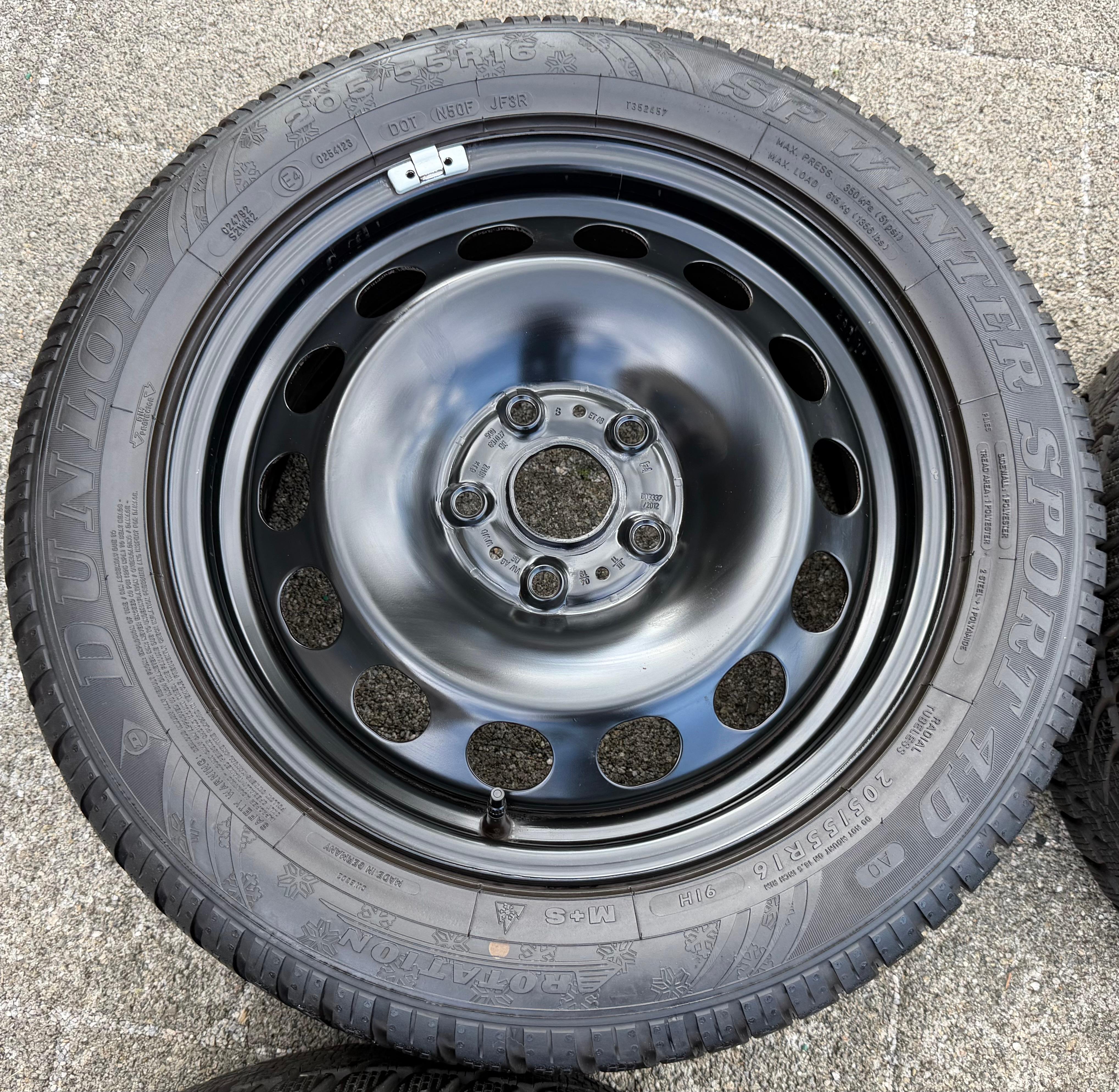 4 Winterräder VW Golf 7 Audi A3 8V Seat Leon 5F Skoda Octavia 5E 205/55R16 91H Dunlop