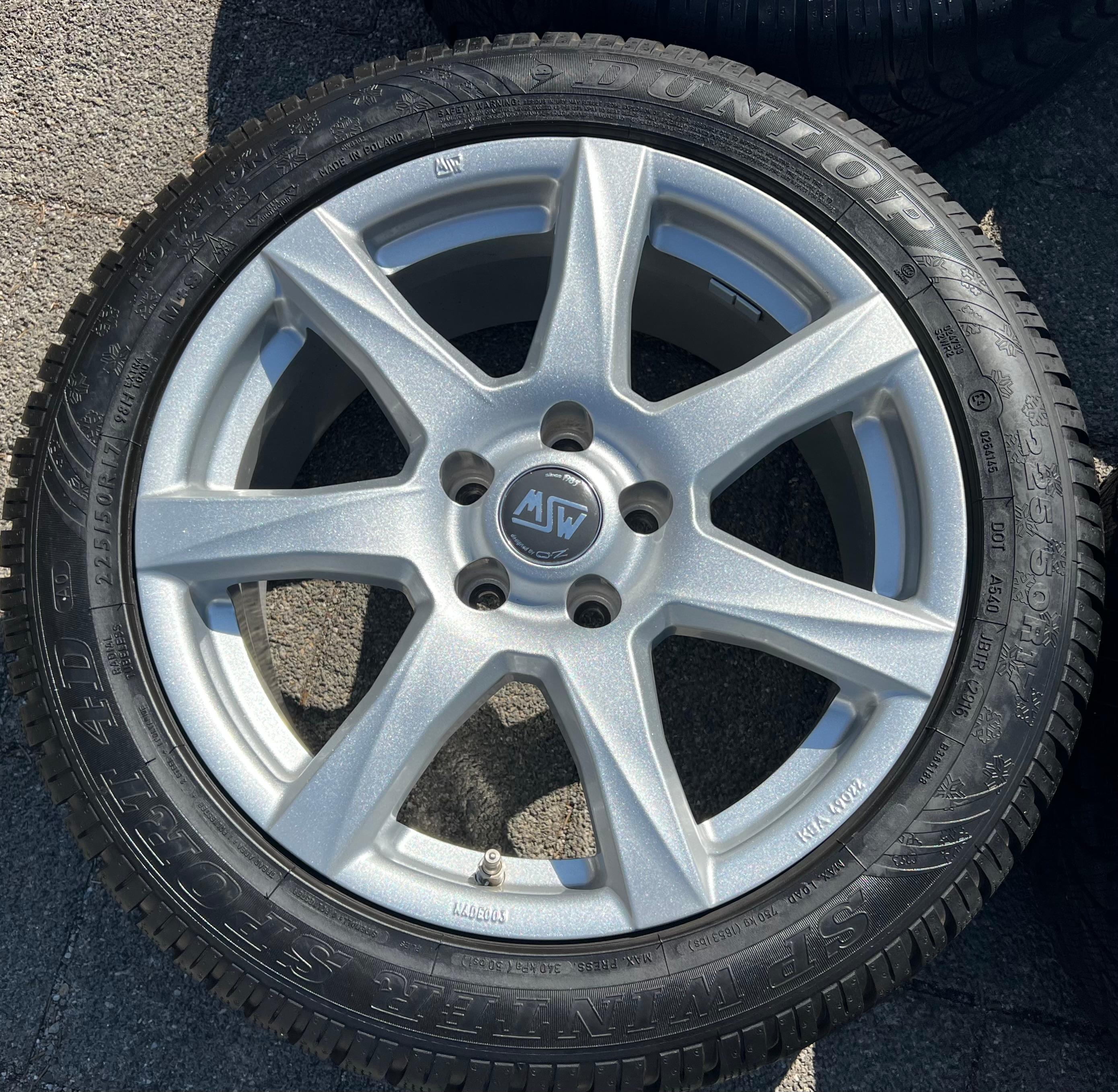 4 ALU 17" WINTERRÄDER AUDI A4 8K B8 A5 8T 225/50R17 98H DUNLOP WINTERREIFEN