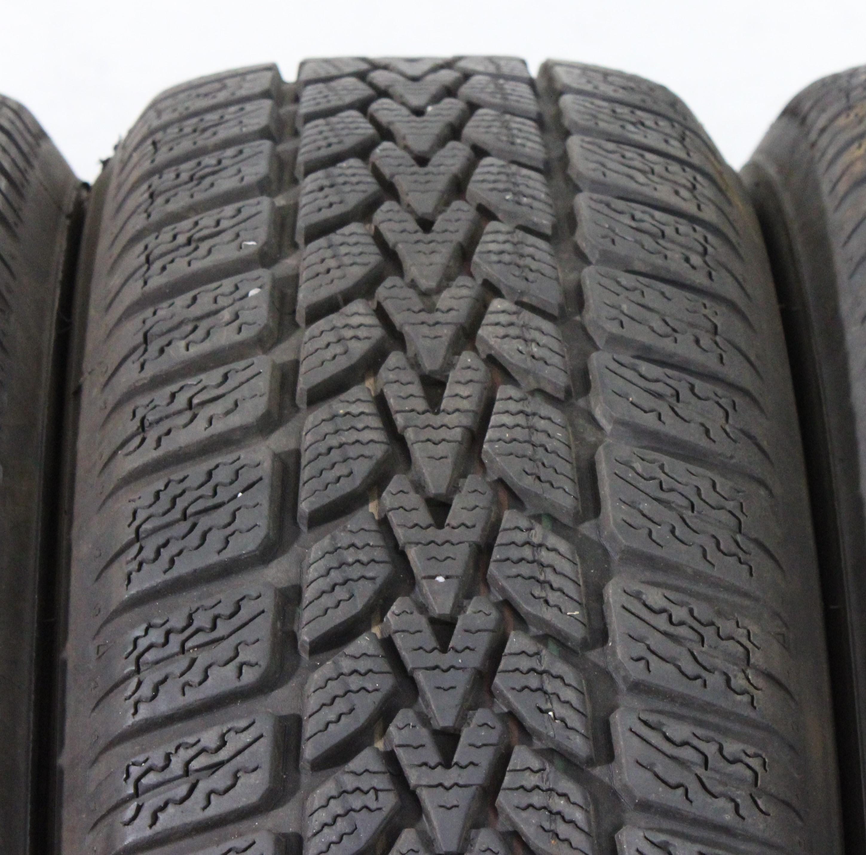 4 x 175/65R15 84T Winterreifen Dunlop Winter Response-2  5,5-6mm 2015