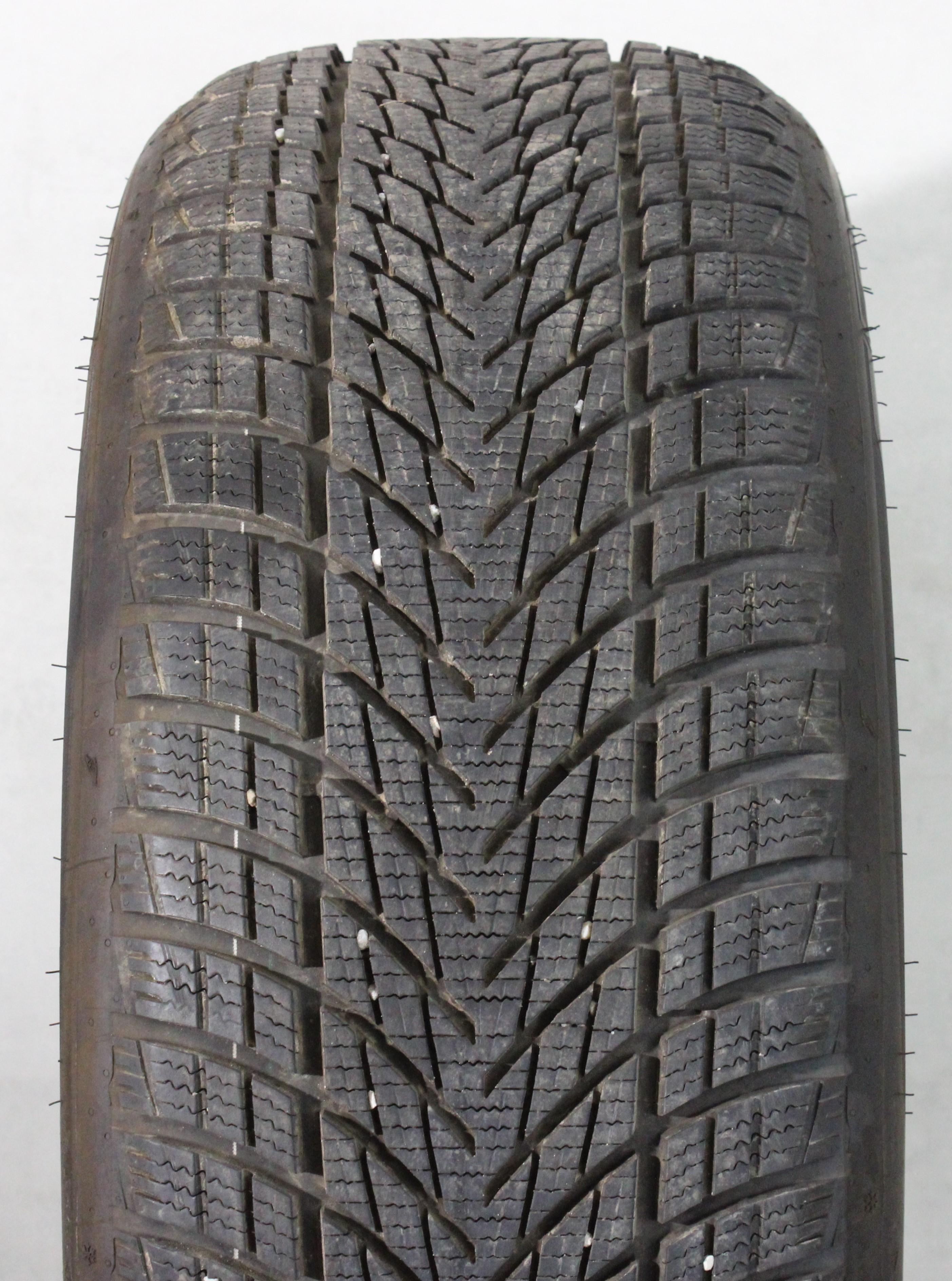 1 x 235/45R18 98H Winterreifen Goodyear Ultra Grip Performance 3 AO 7,5mm 2024