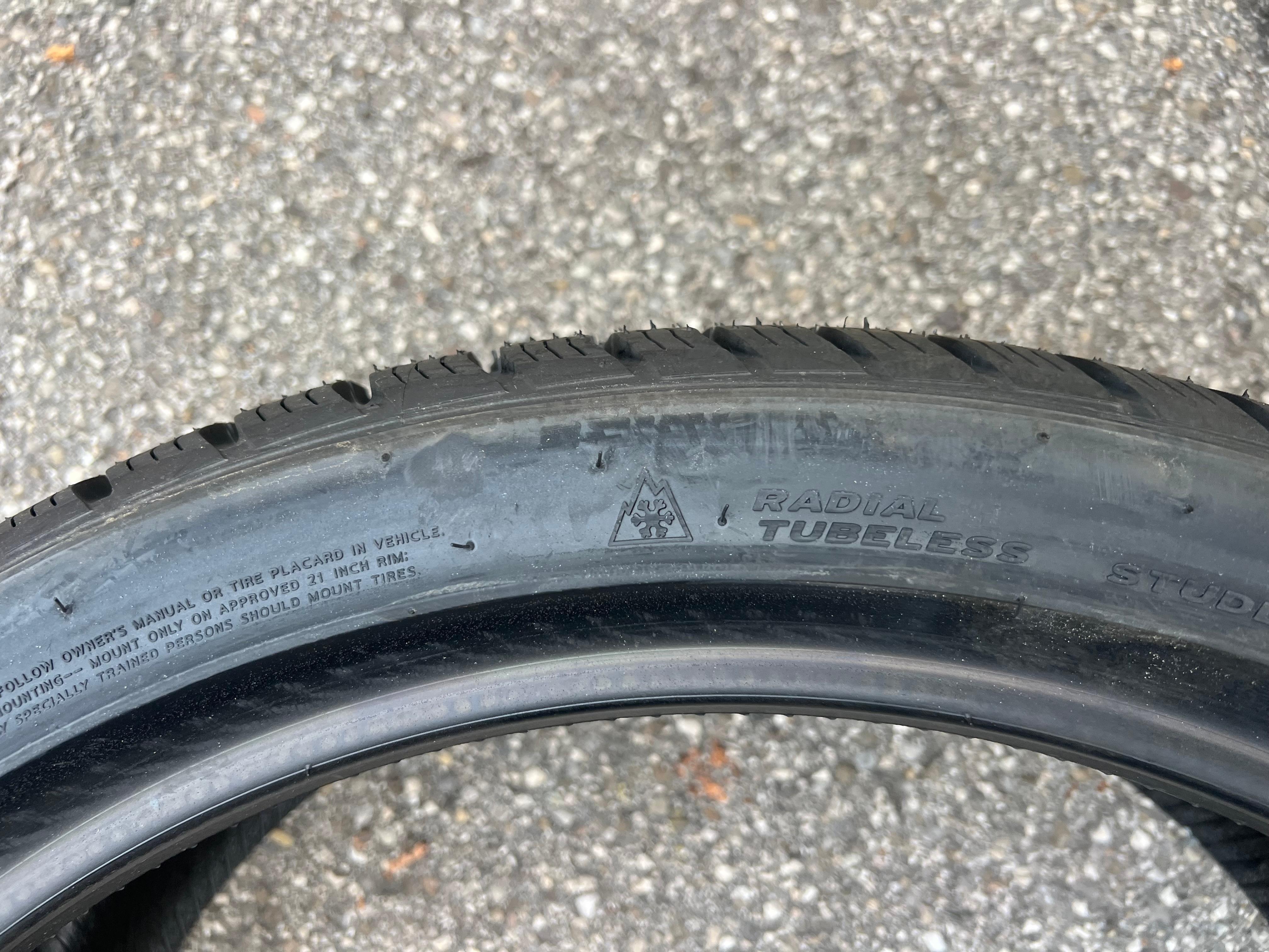 4 x 245/40R21 100V neumáticos de invierno Hankook Winter I*Cept Evo 2 NUEVOS 2019