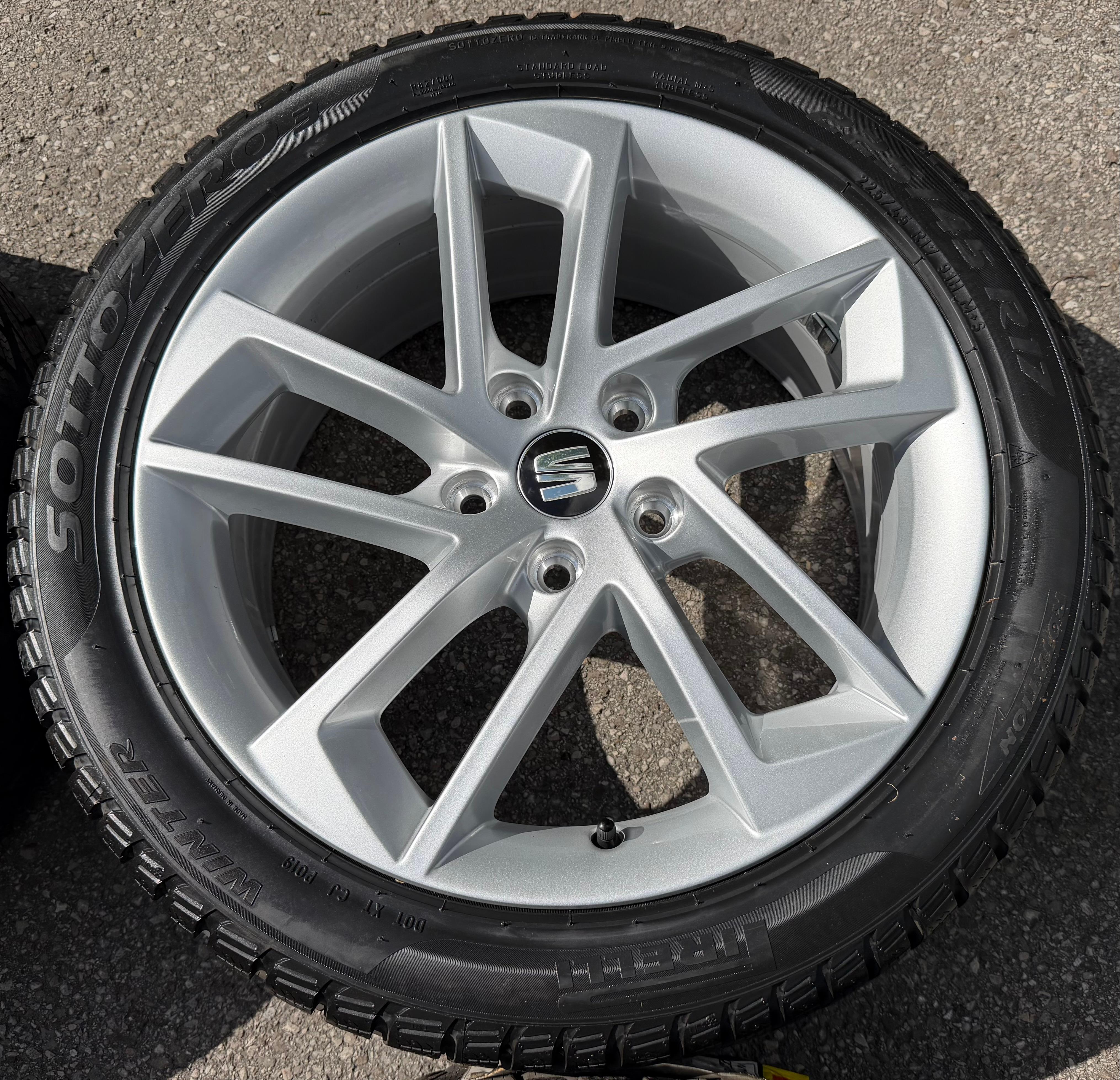 4 jantes d'hiver en aluminium d'origine 17 pouces pour Seat Leon 5F 5F0601025G 225/45R17 91H, livraison gratuite