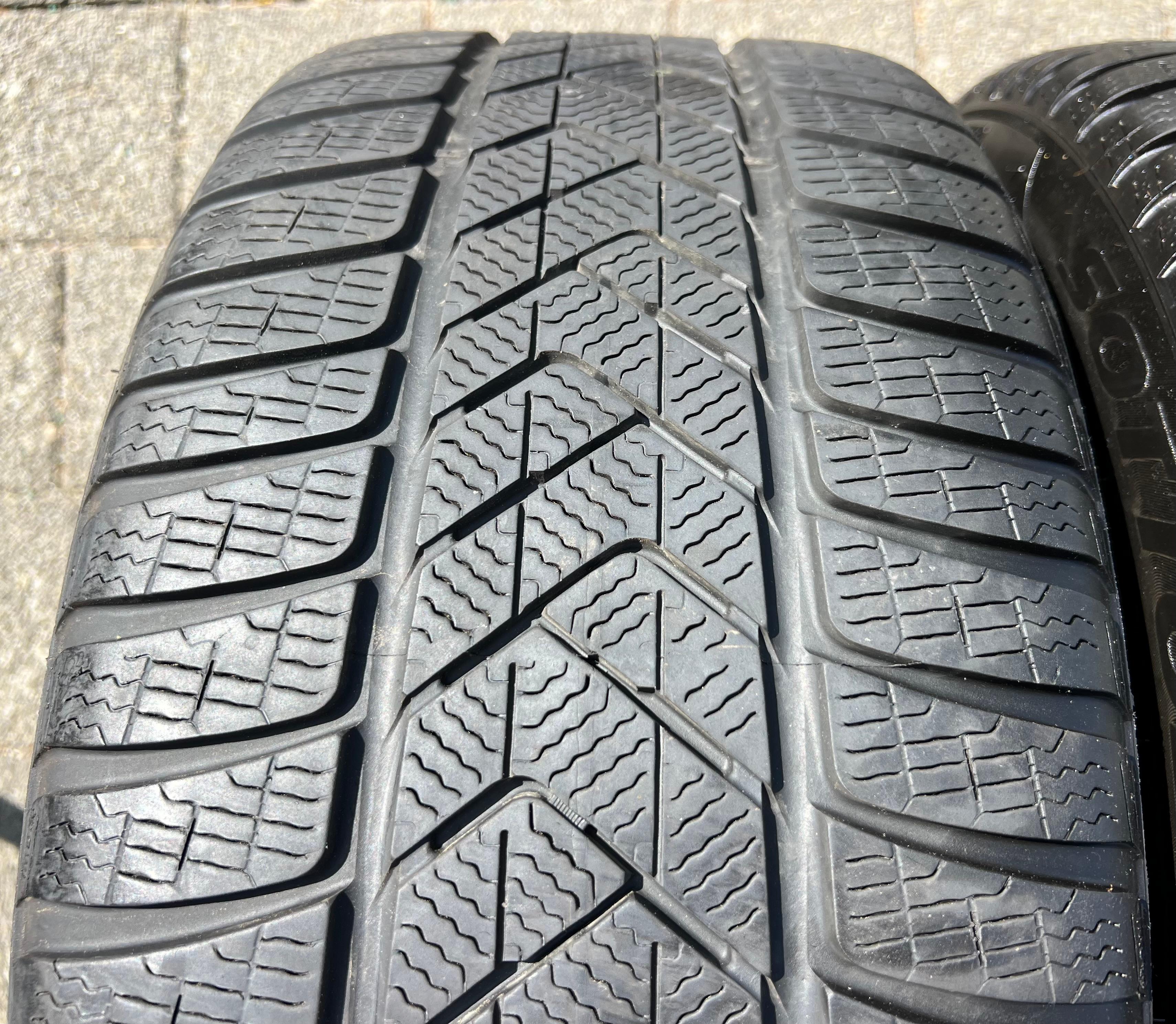 2 x 275/40R18 103V pneumatici invernali Pirelli Sottozero 3 5,5 mm 2019