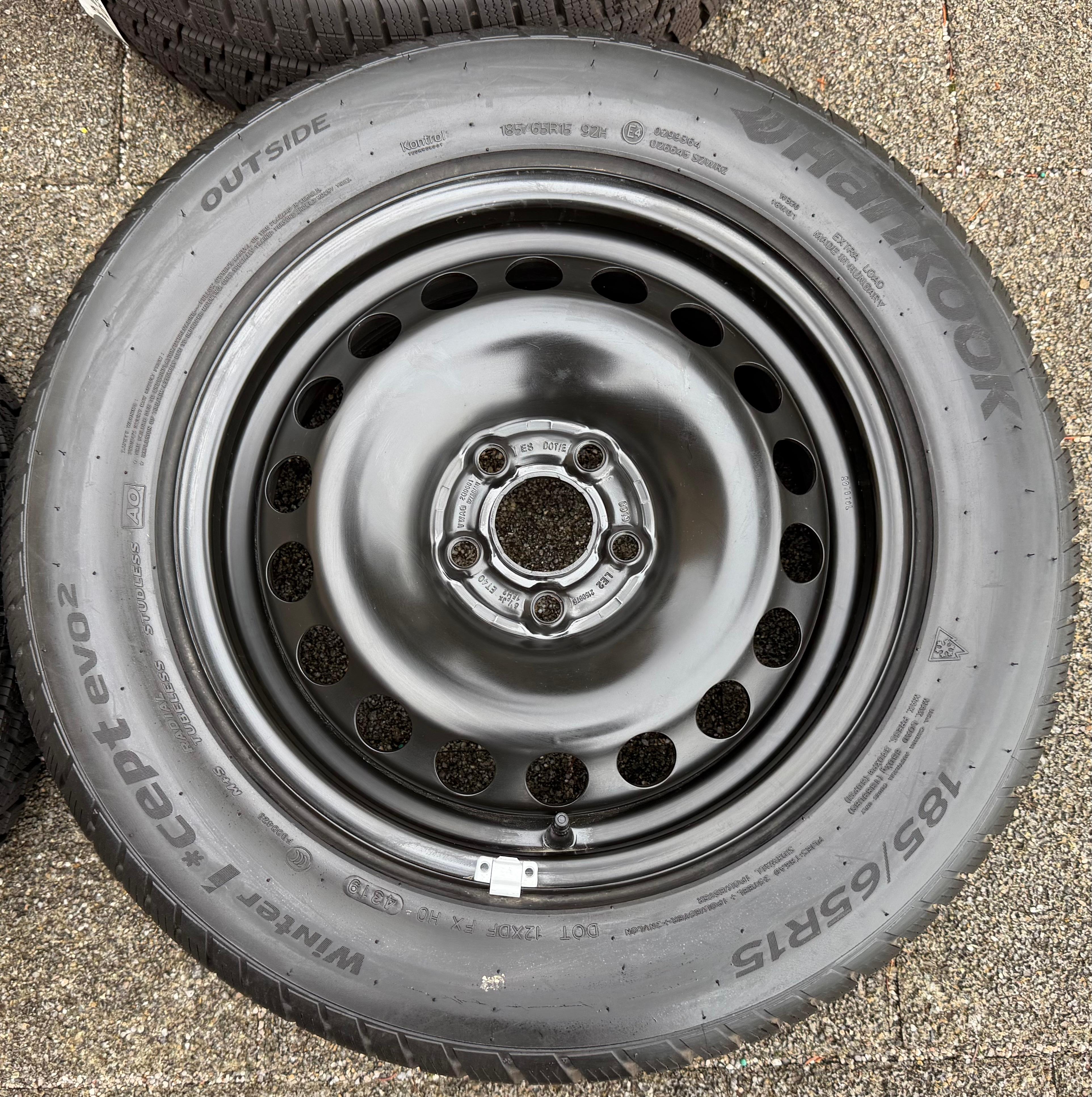 4 RUEDAS DE INVIERNO AUDI A1 CITY CARVER GB SEAT IBIZA ARONA KJ VW POLO AW 2G 185/65R15 92T