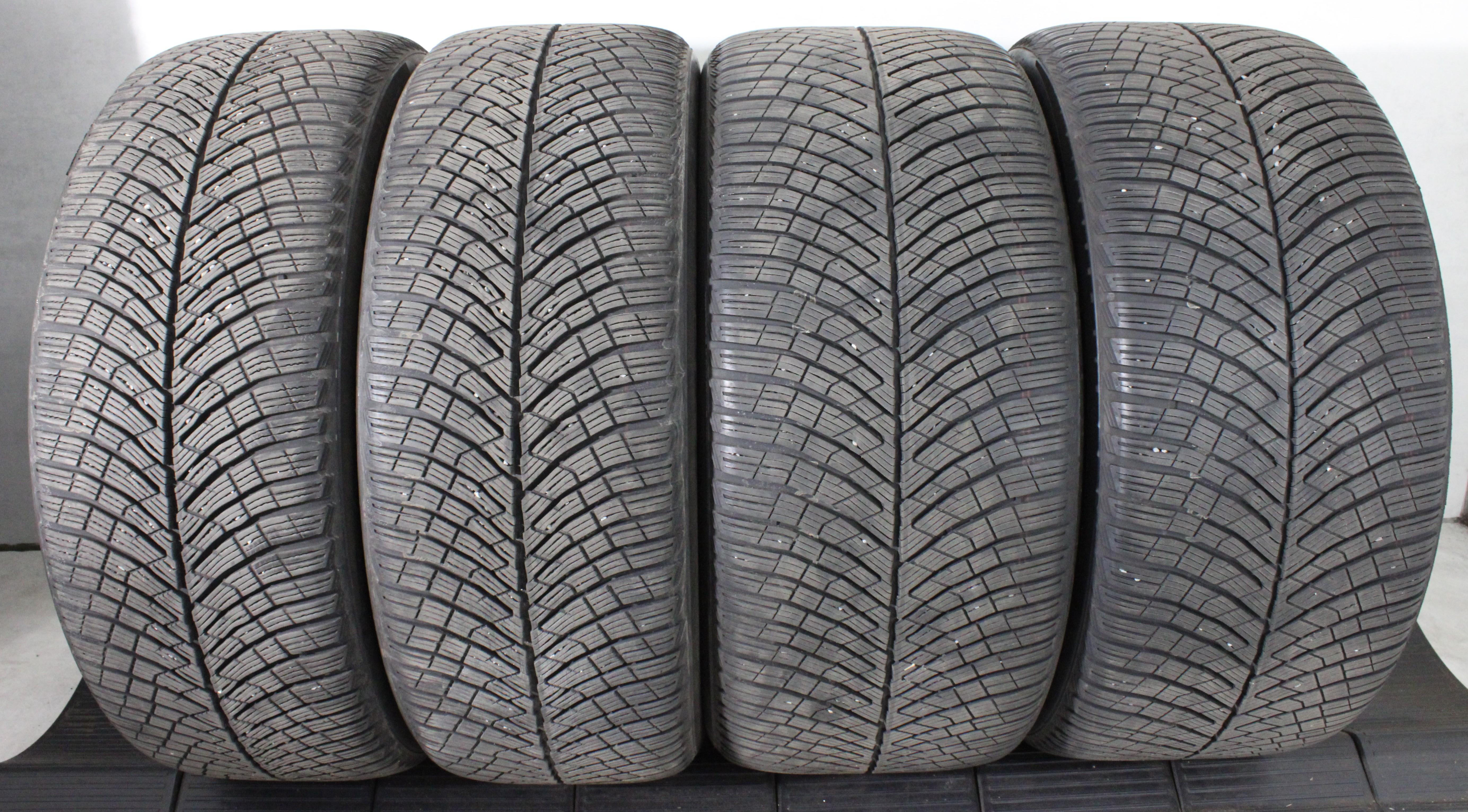 2 x 255/45R20 105V 2 x 285/40R20 108V Winterreifen Pirelli Pzero Winter 2* 6-6,5mm 2024 XL