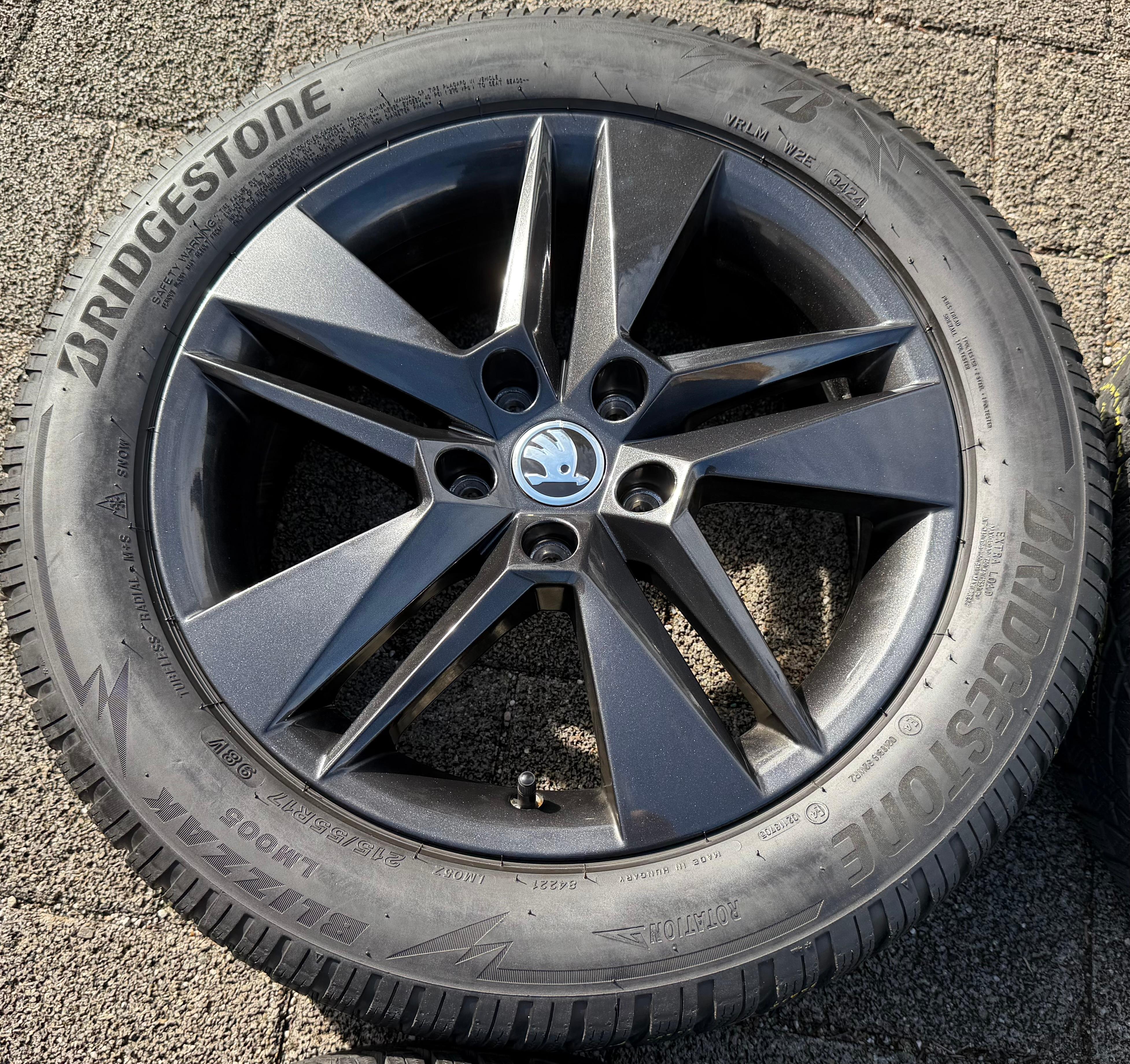 4 Original 17" Alufelgen Felgen Skoda Superb III 3V 3V0601025 6,5x17 ET41