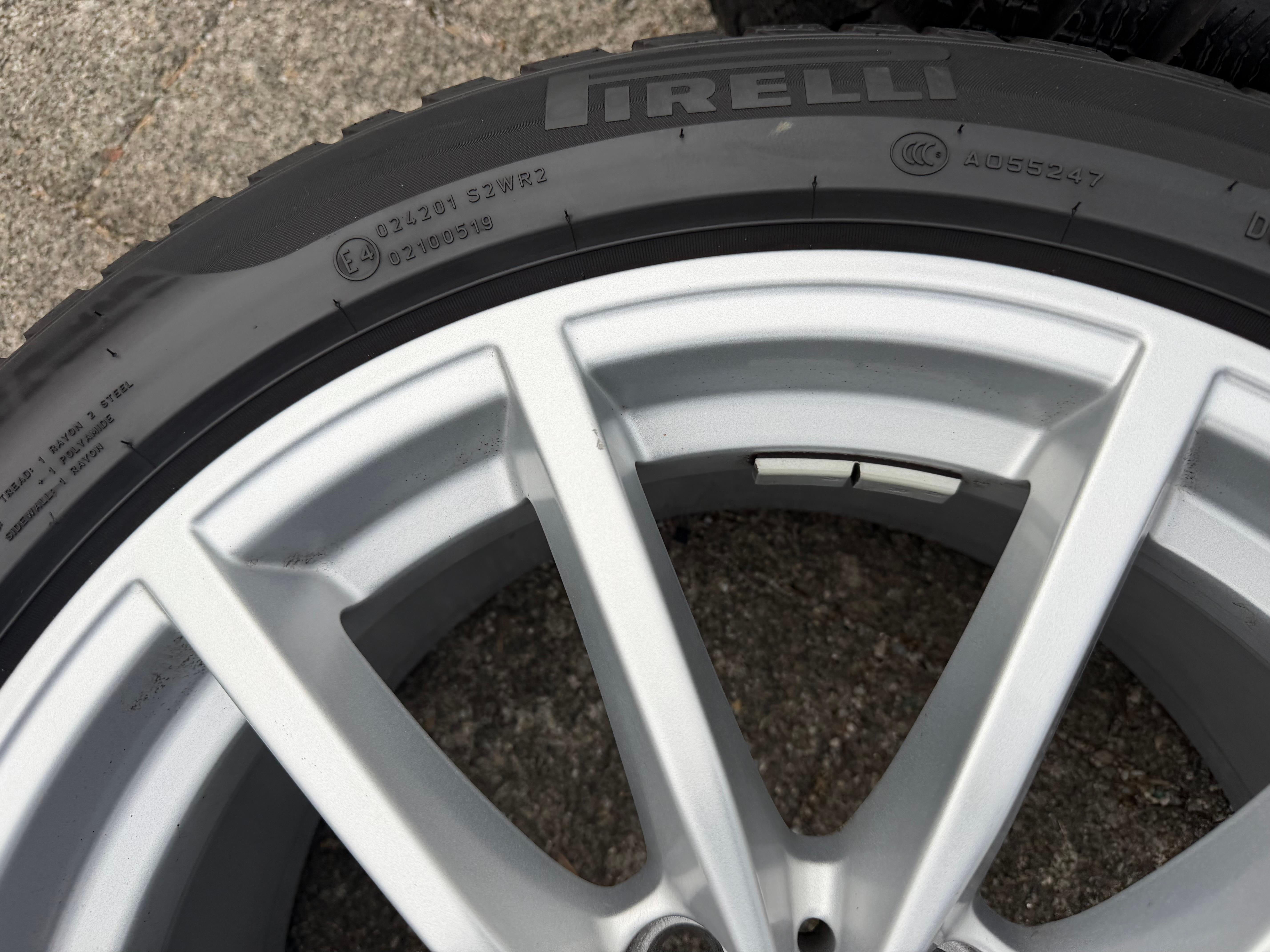4 originele 17" lichtmetalen winterwielen BMW 3-serie G20 G21 4-serie G22 G23 Styling 778 bandenspanningssensoren Pirelli