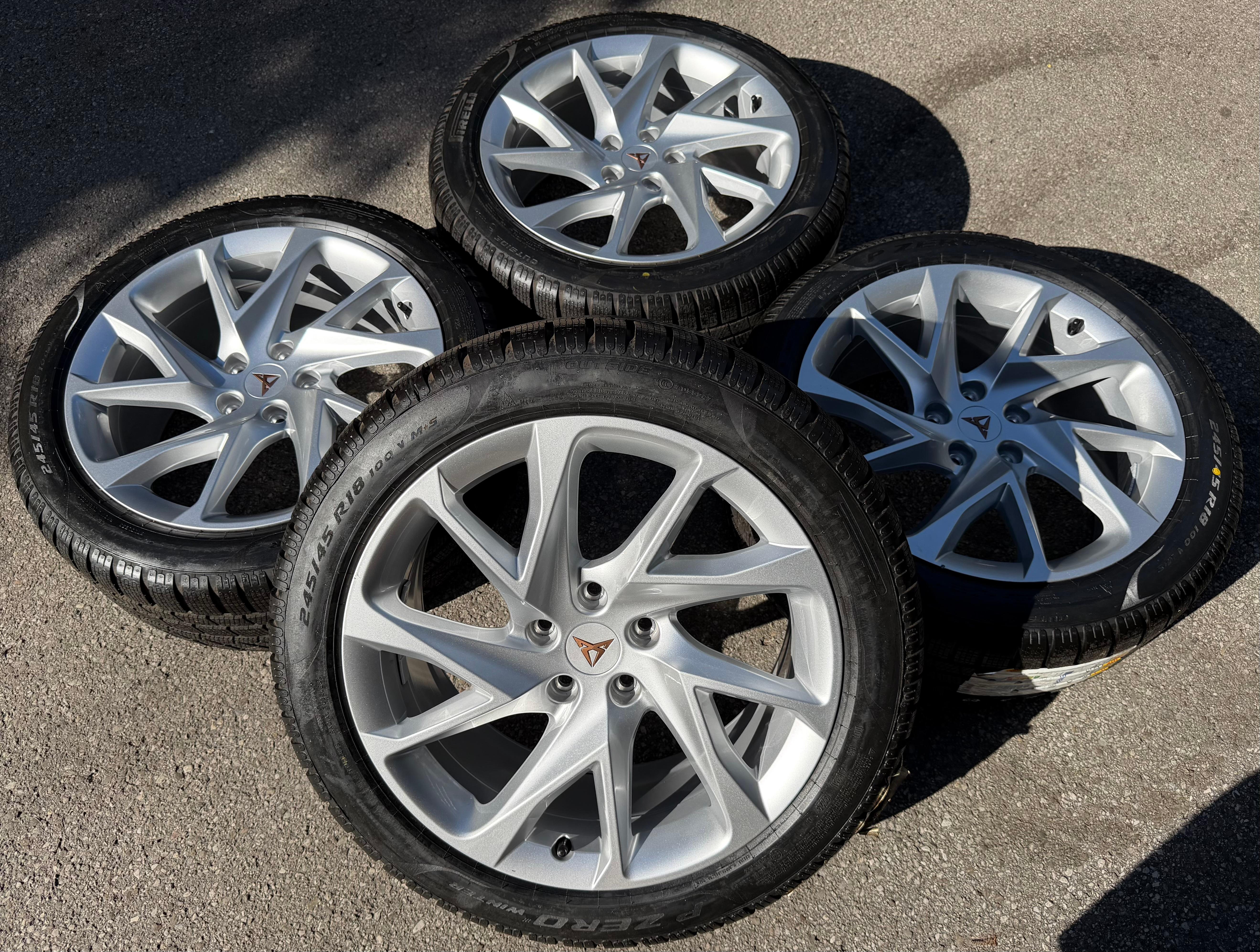 4 ORIGINAL 18" ALU WINTERRÄDER SEAT CUPRA FORMENTOR 245/45R18 100V 5FF601025C