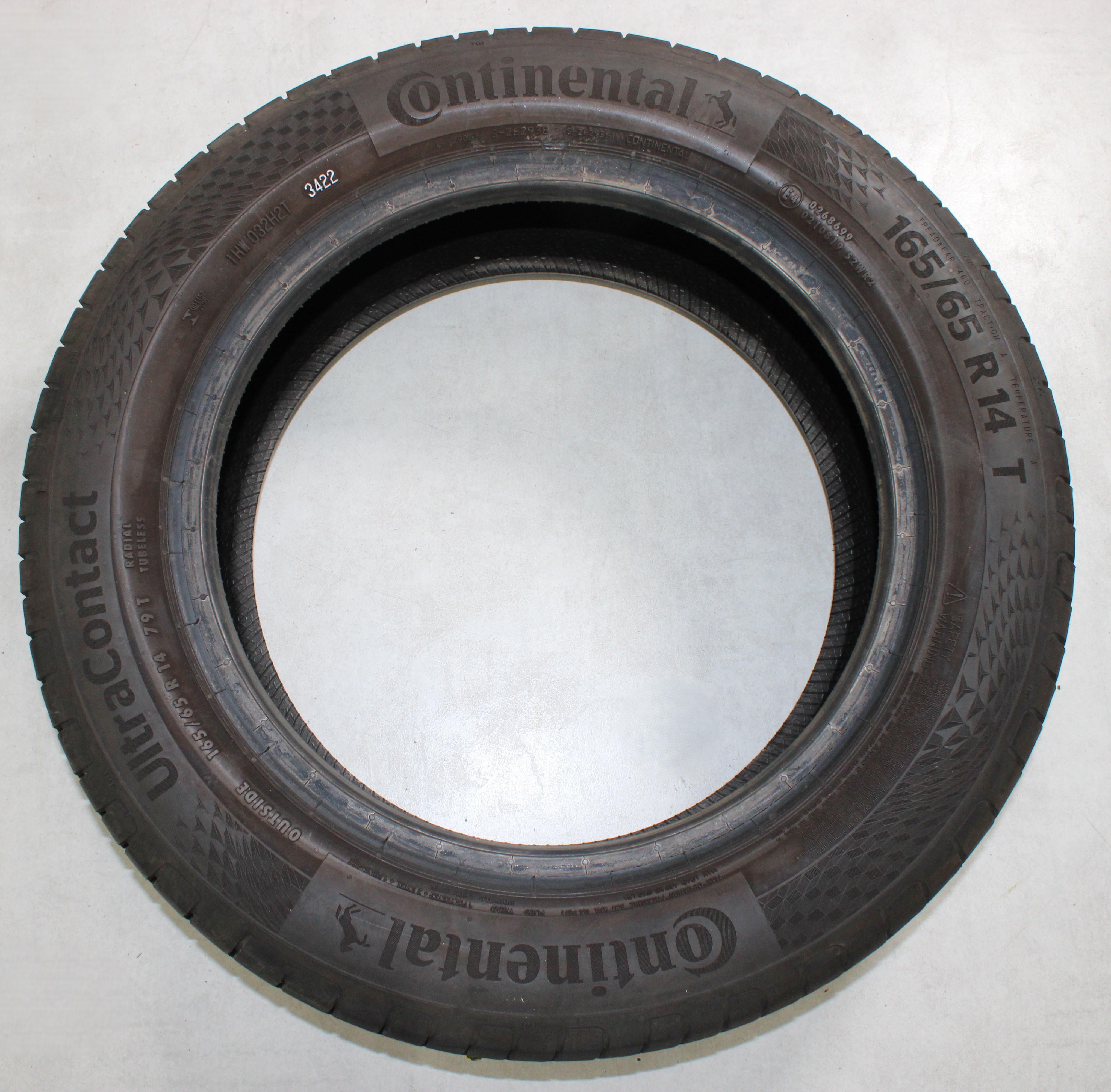 1 x 165/65R14 79T Neumático de verano Continental UltraContact 4,5-5 mm 2022