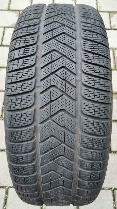 1 x 255/60R18 112H Winterreifen Pirelli Scorpion Winter 5,5-6mm 2019
