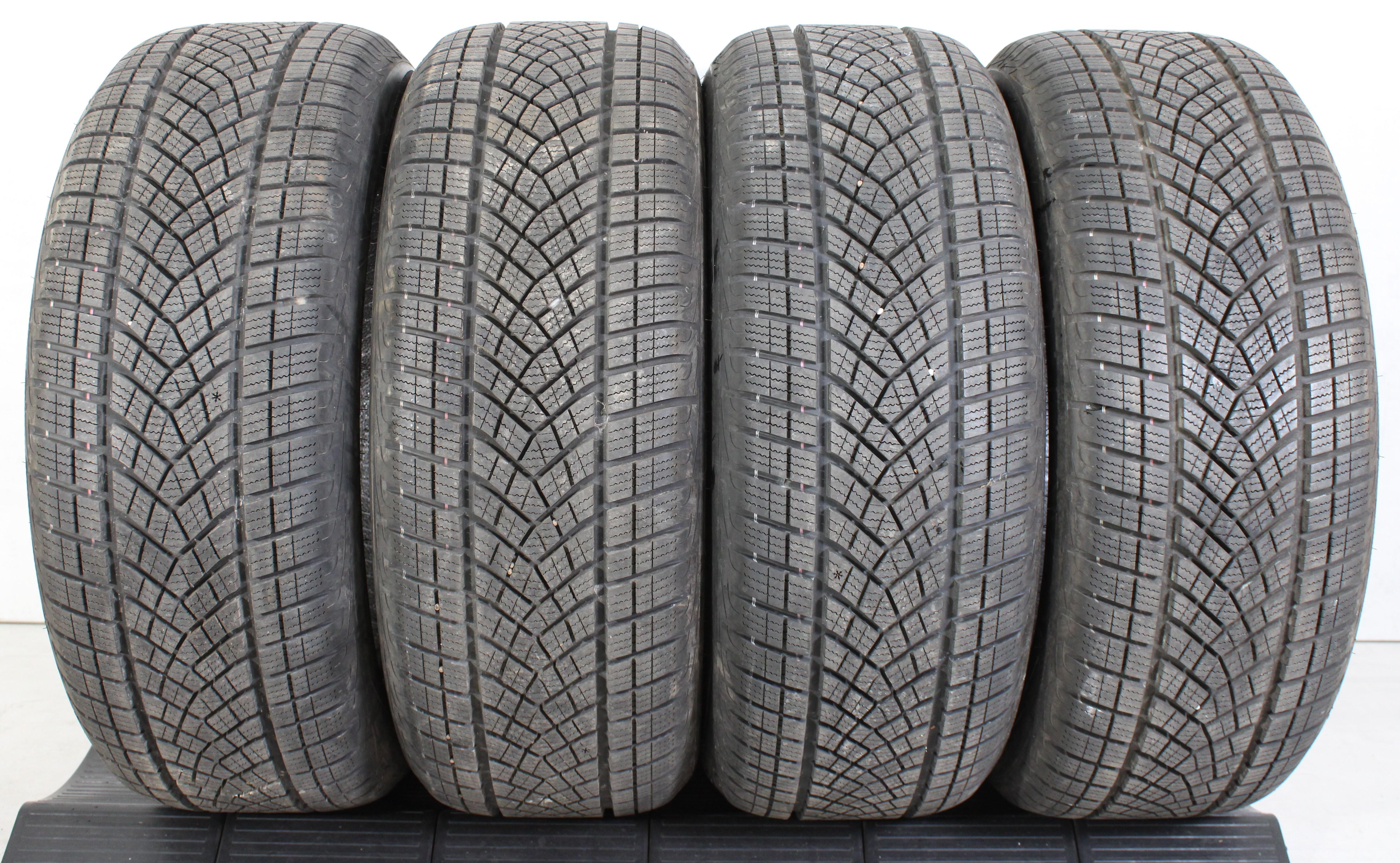 4 x 255/55R19 111H Winterreifen Goodyear Ultra Grip Performance GEN-1 8-8,5mm 2018 AO
