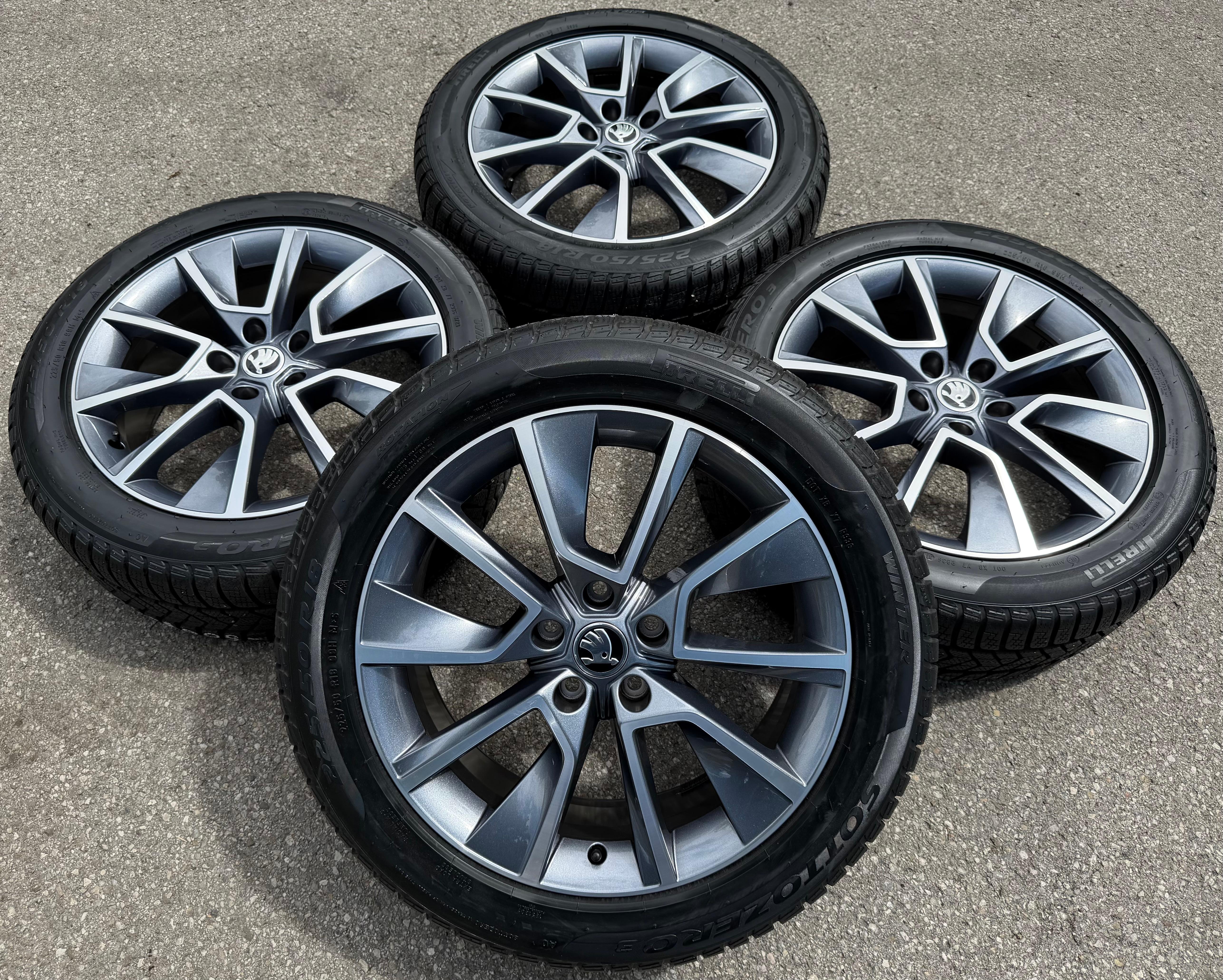 4 ORIGINAl 18" ALU WINTERRÄDER SKODA KAROQ 57A601025L 225/50R18 99H NEU