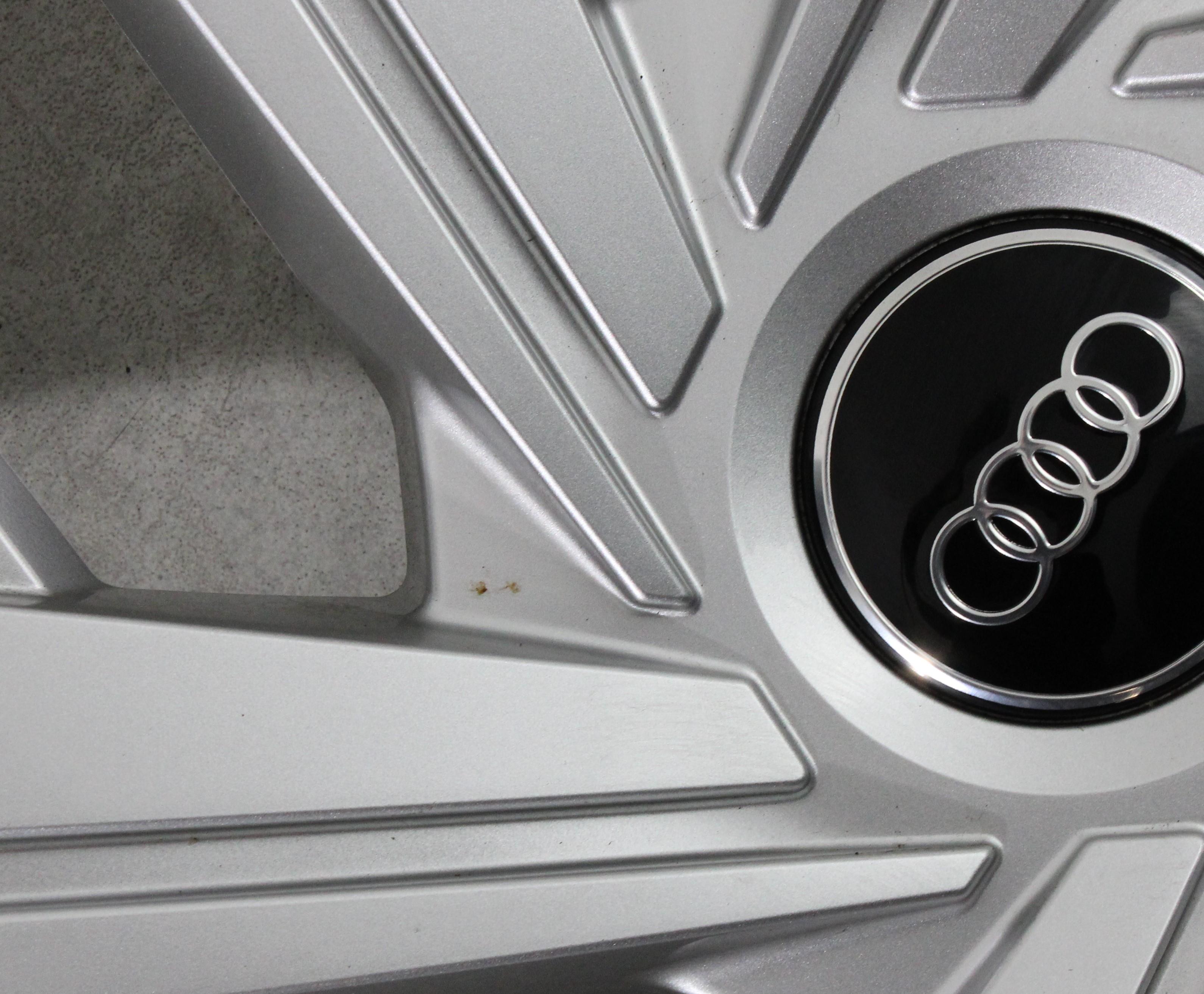 4 X Originele 19" wieldoppen Audi Q4 89A601147A FRANCO HUIS
