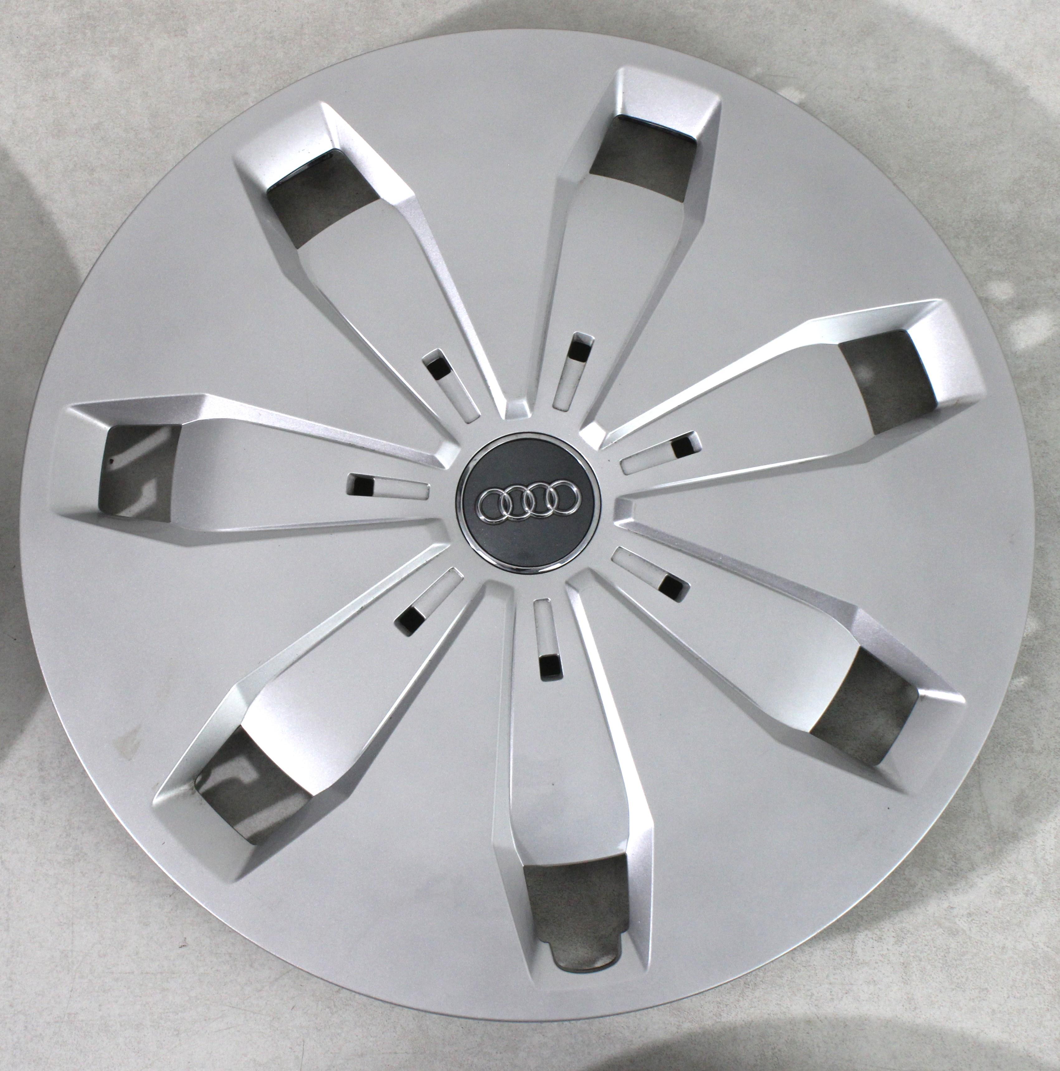 4x Tapacubos originales de 16" para Audi A3 A4 Q2 81A601147