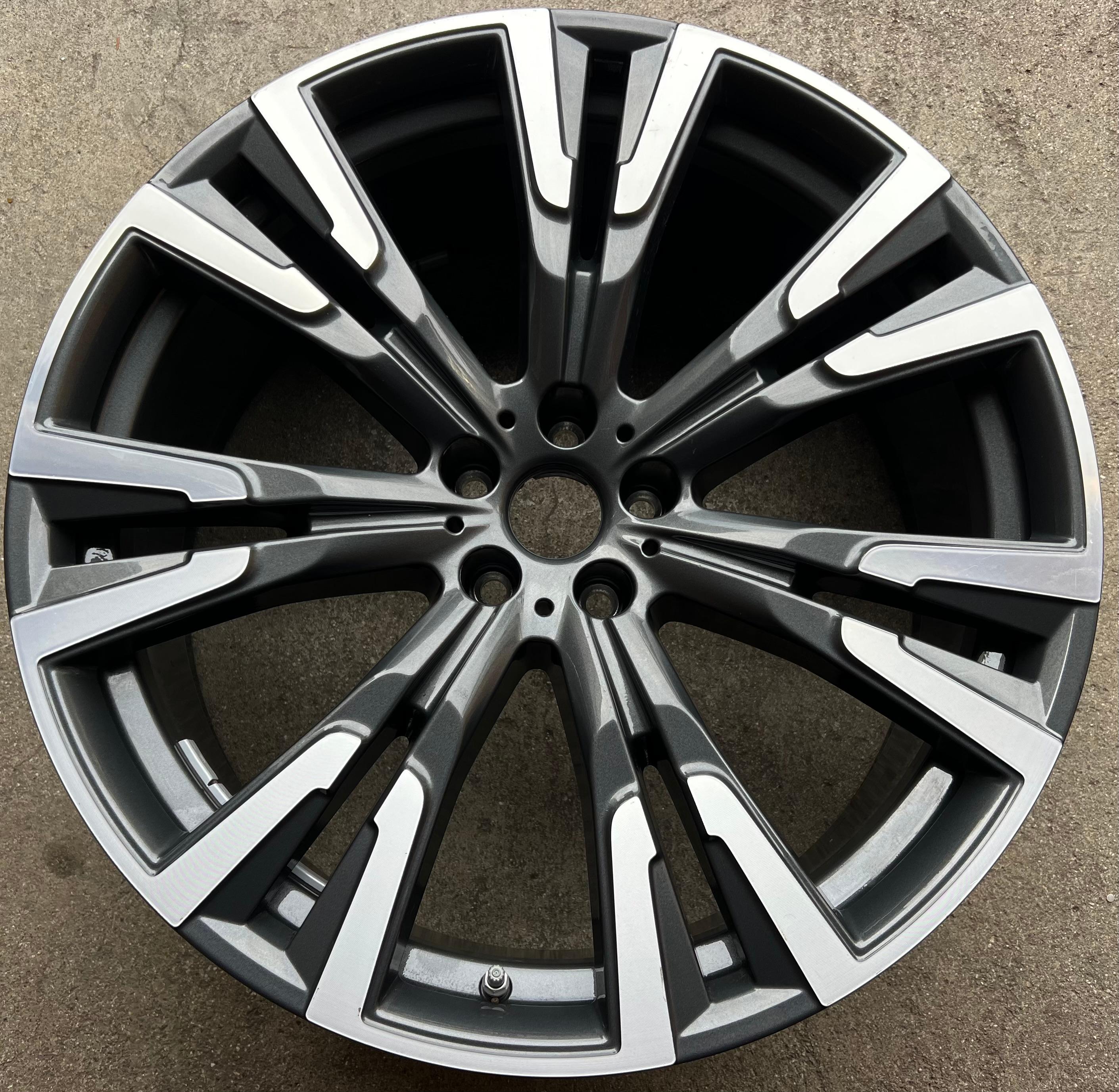 1 X ORIGINAL 22" ALUFELGE BMW X7 G07 6885143 STYLING 756 9,5x22 ET32 FREIHAUS