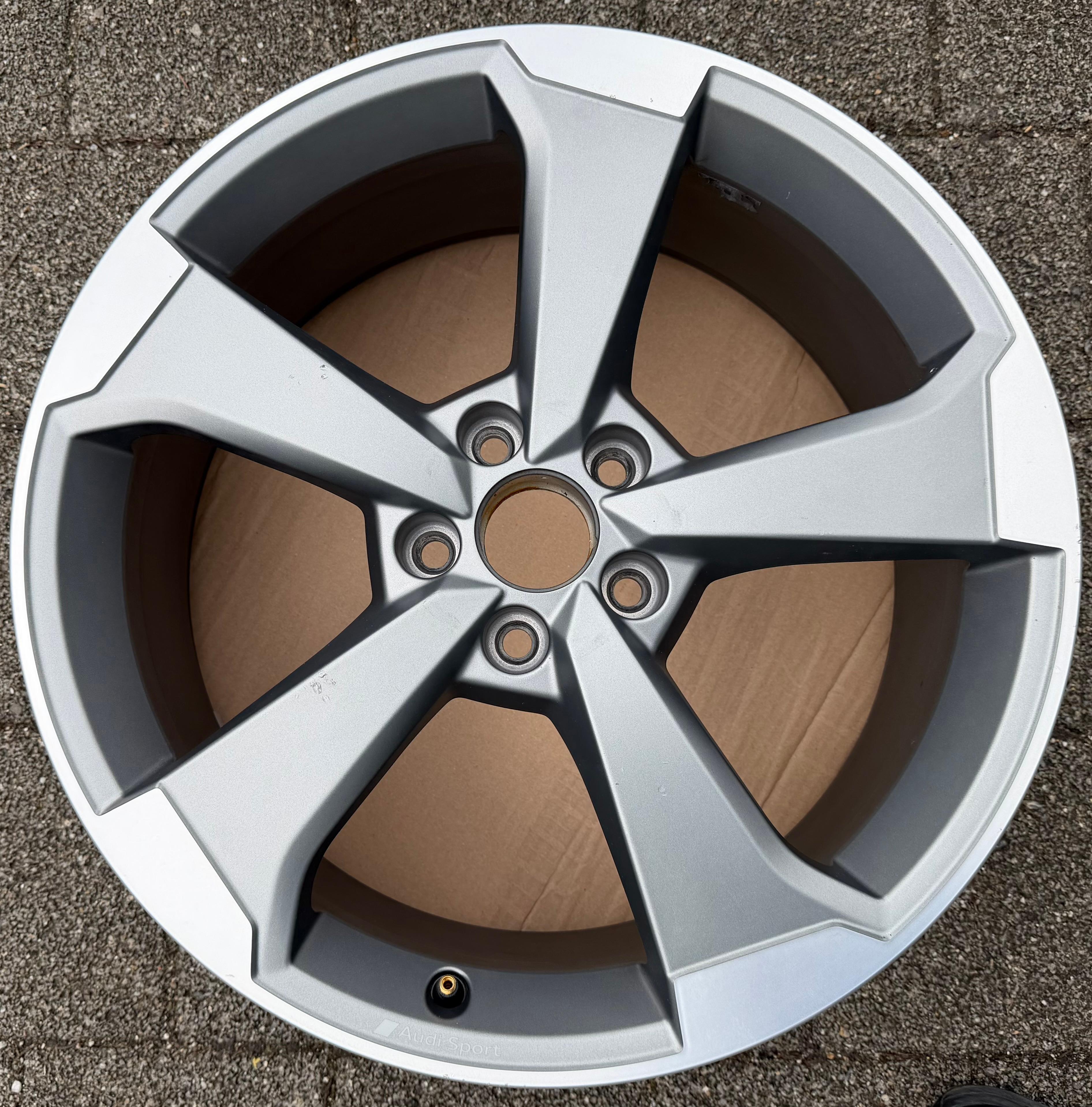 1 jante alu d'origine 19 pouces pour Audi RS3 Sportback 8V0601025FA 8x19 ET49, livraison gratuite