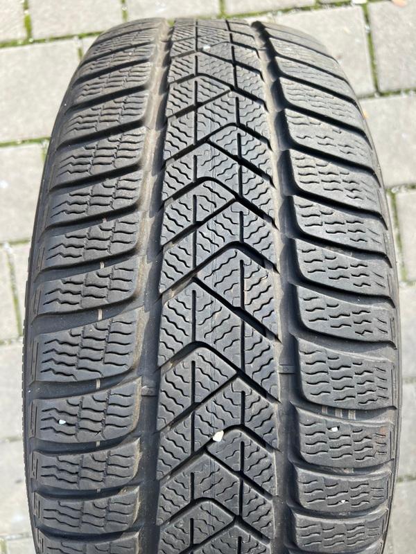 1 x 225/50R18 95H Winterreifen Pirelli Sottozero 3 Runflat 6mm 2017
