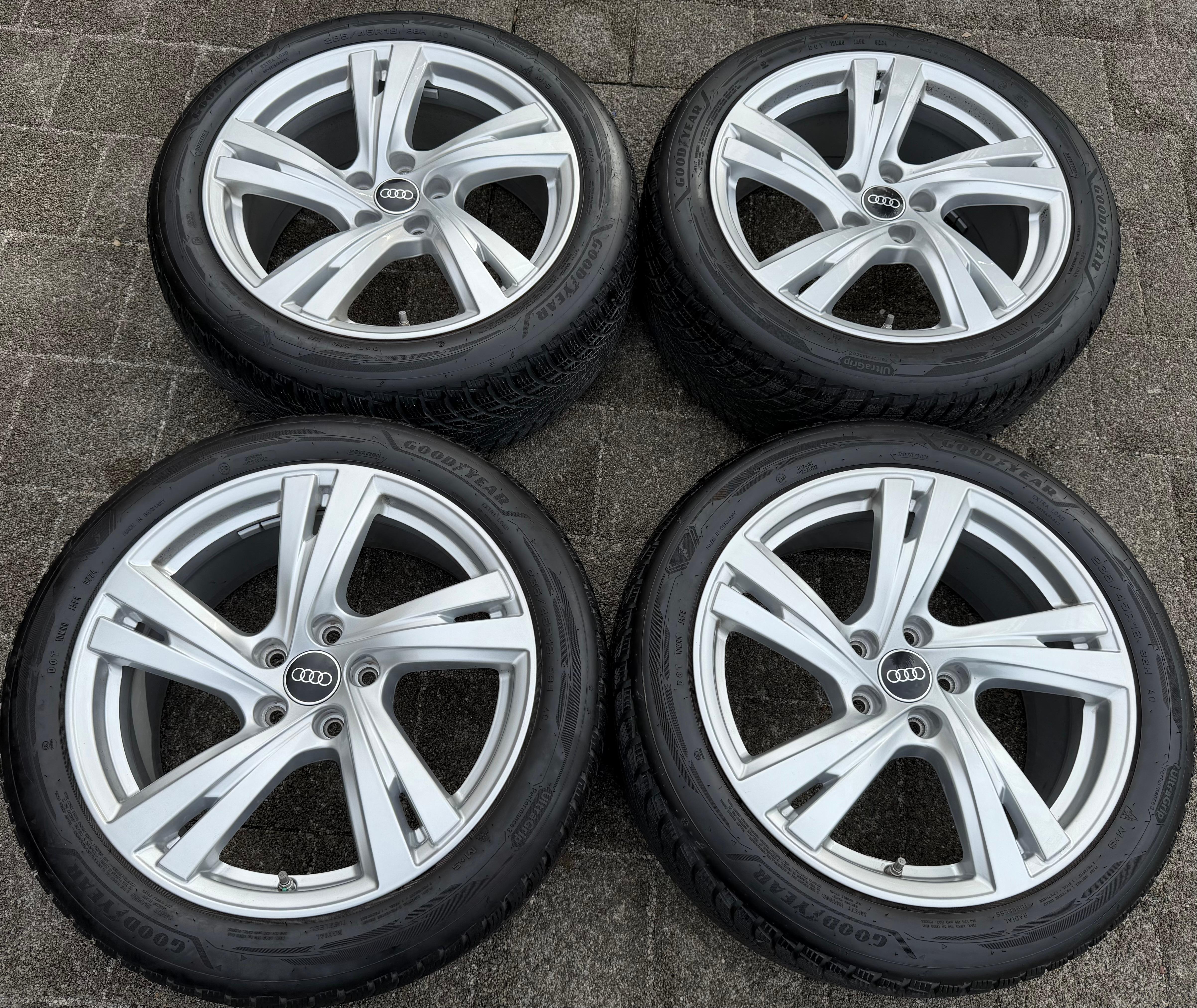 4 RUEDAS DE ALEACIÓN ORIGINALES DE INVIERNO DE 18" PARA AUDI A5 S5 FU2 B10 8B3601025C 235/45R18 98H 2024