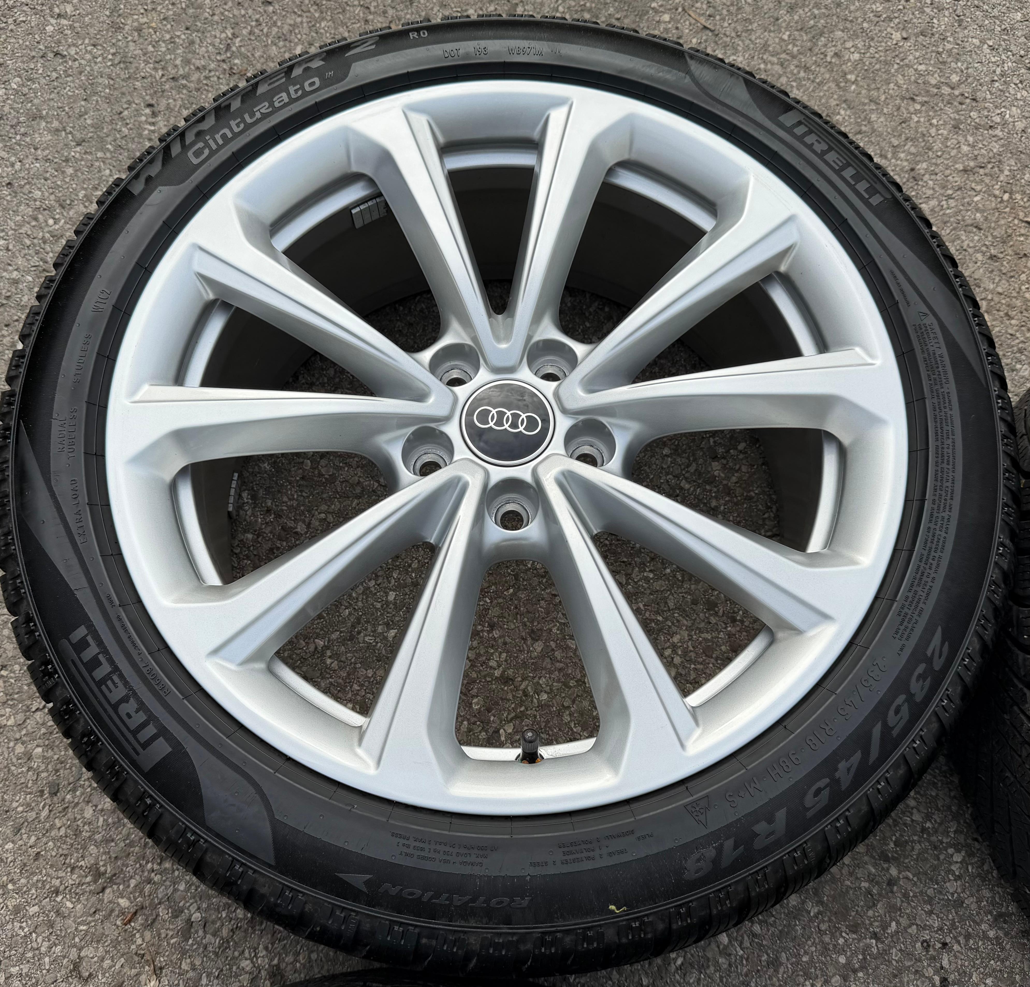 4 llantas de aleación originales de 18" para invierno AUDI A5 S5 FU2 B10 8B3601025D 235/45R18 98H 2025