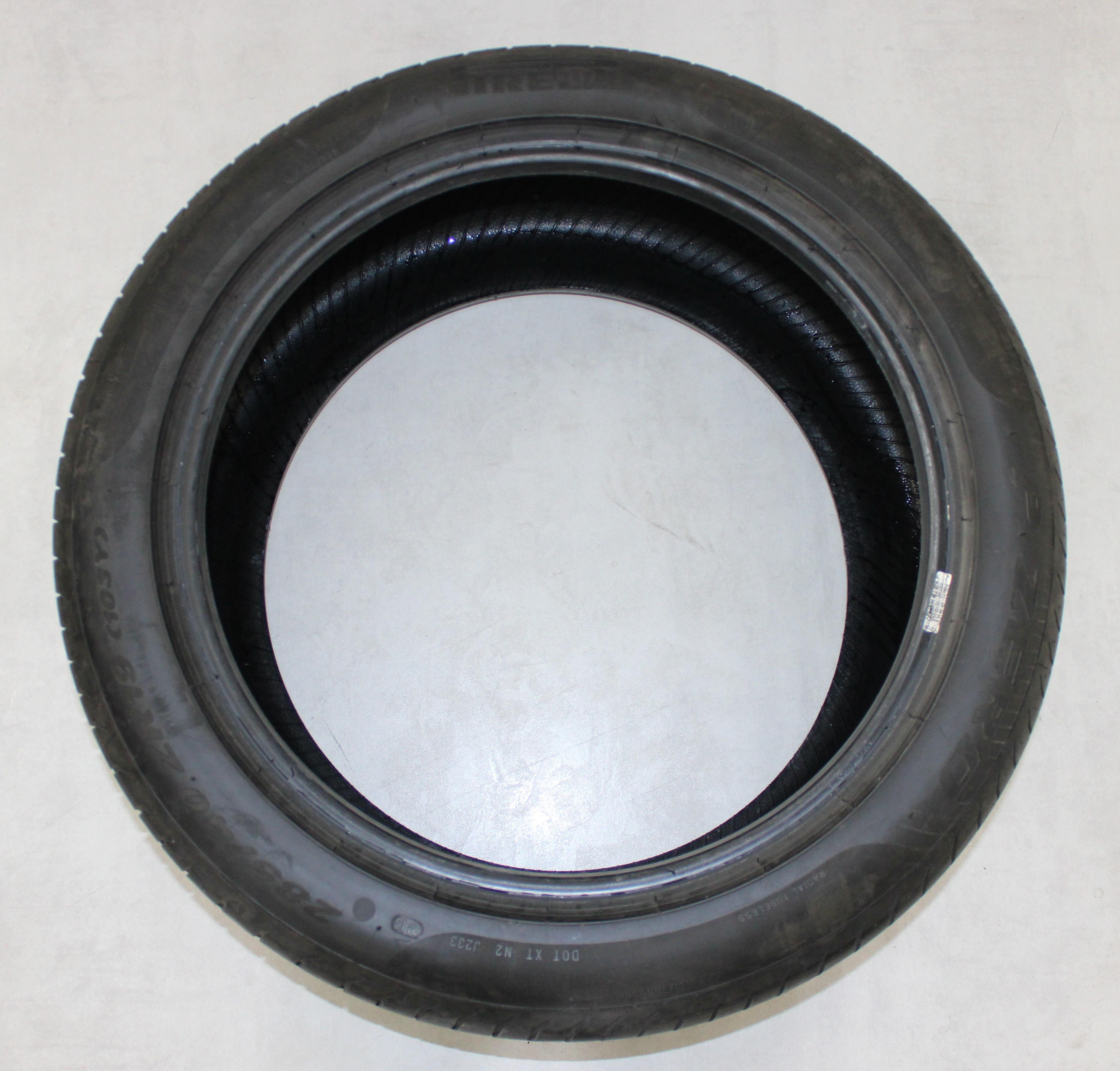 2 x 285/40R19 103Y Sommerreifen Pirelli Pzero 5-6mm 2013