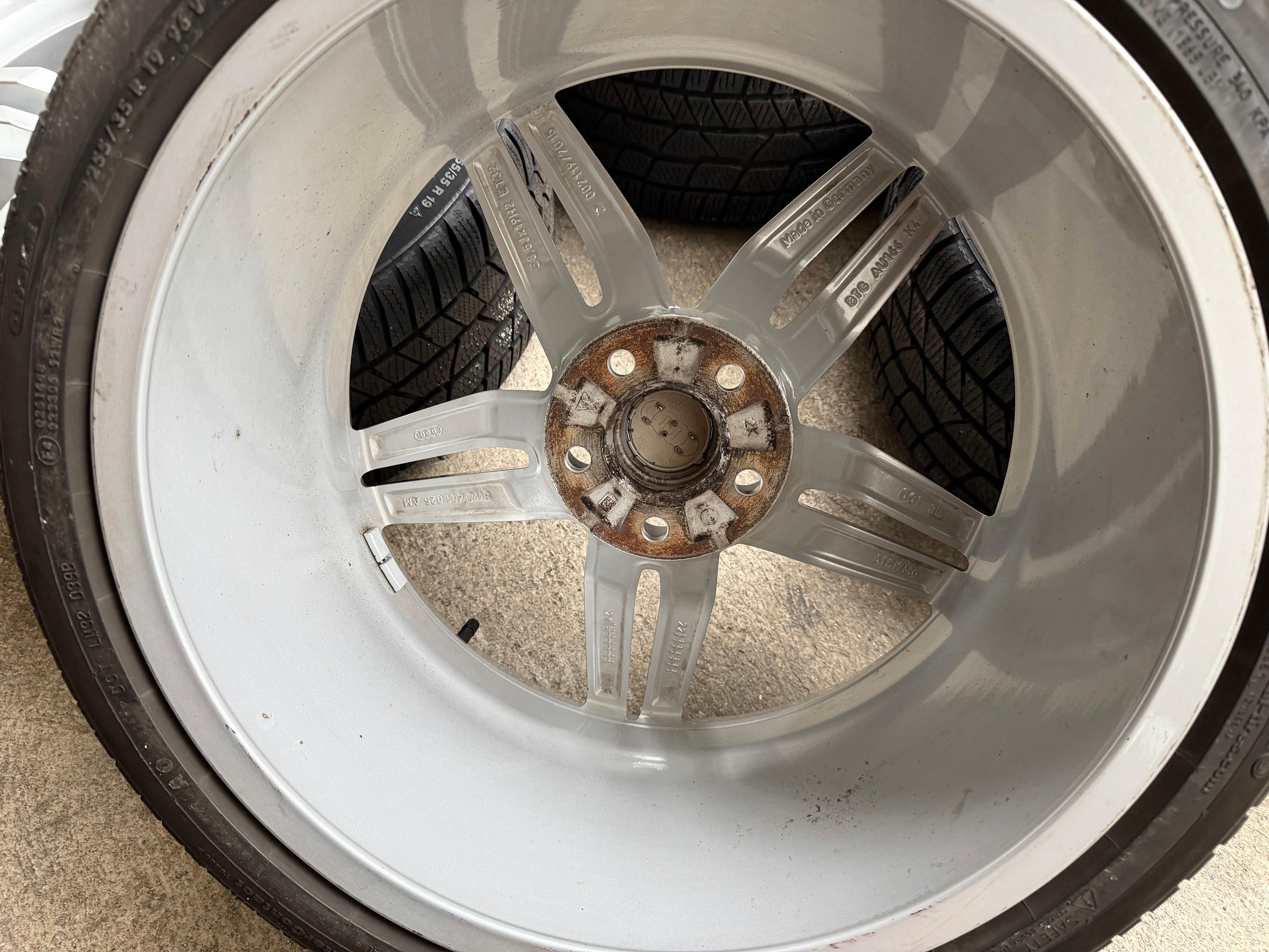 4 roues hiver complètes en alliage d’origine 19" Audi A5 S5 8W F5 8W0601025AM 255/35R19 96V Continental
