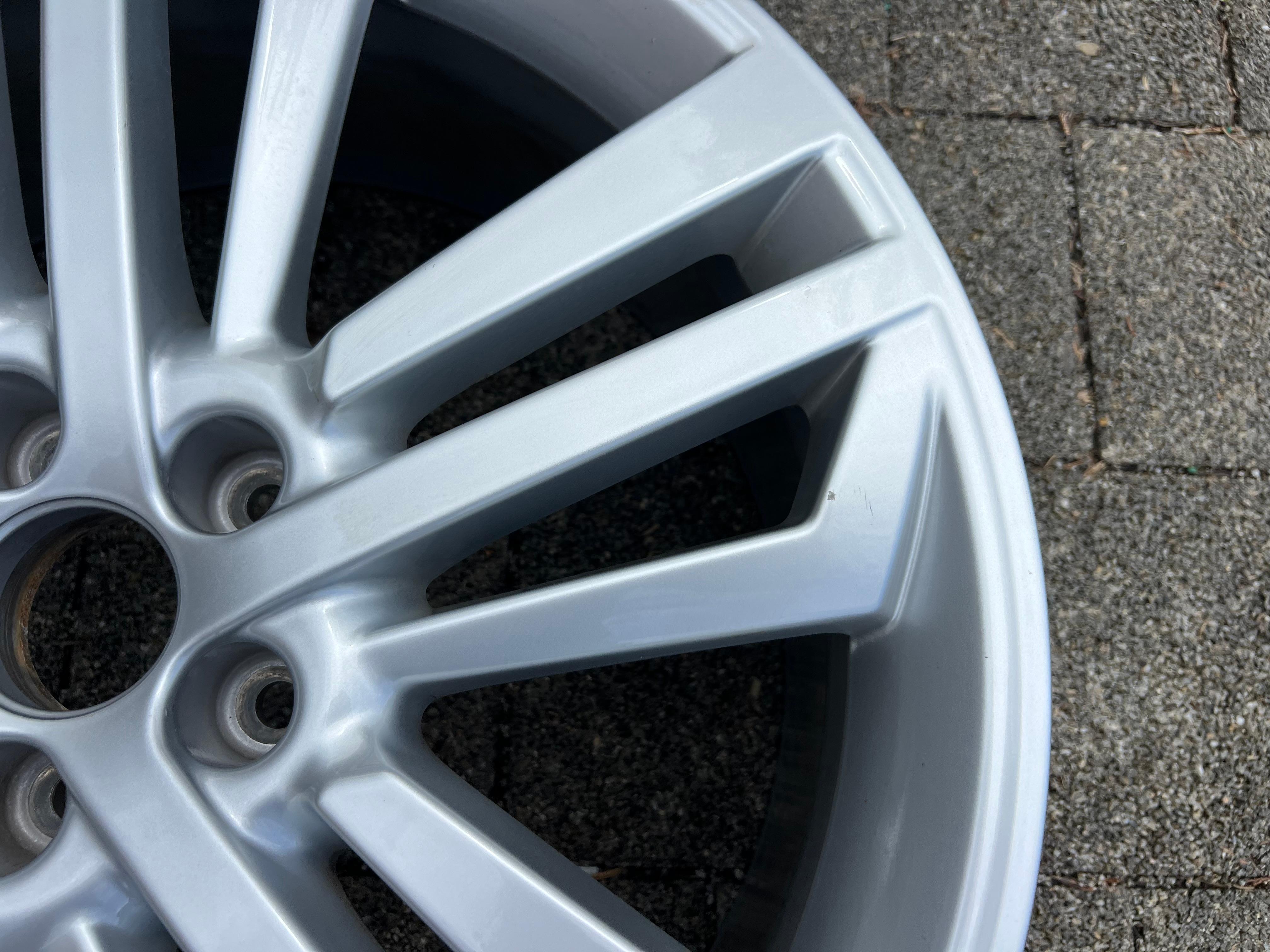 4 ORIGINAL 20" ALUFELGEN FELGEN 80A601025L AUDI Q5 SQ5 FY 8x20 ET39 FREIHAUS