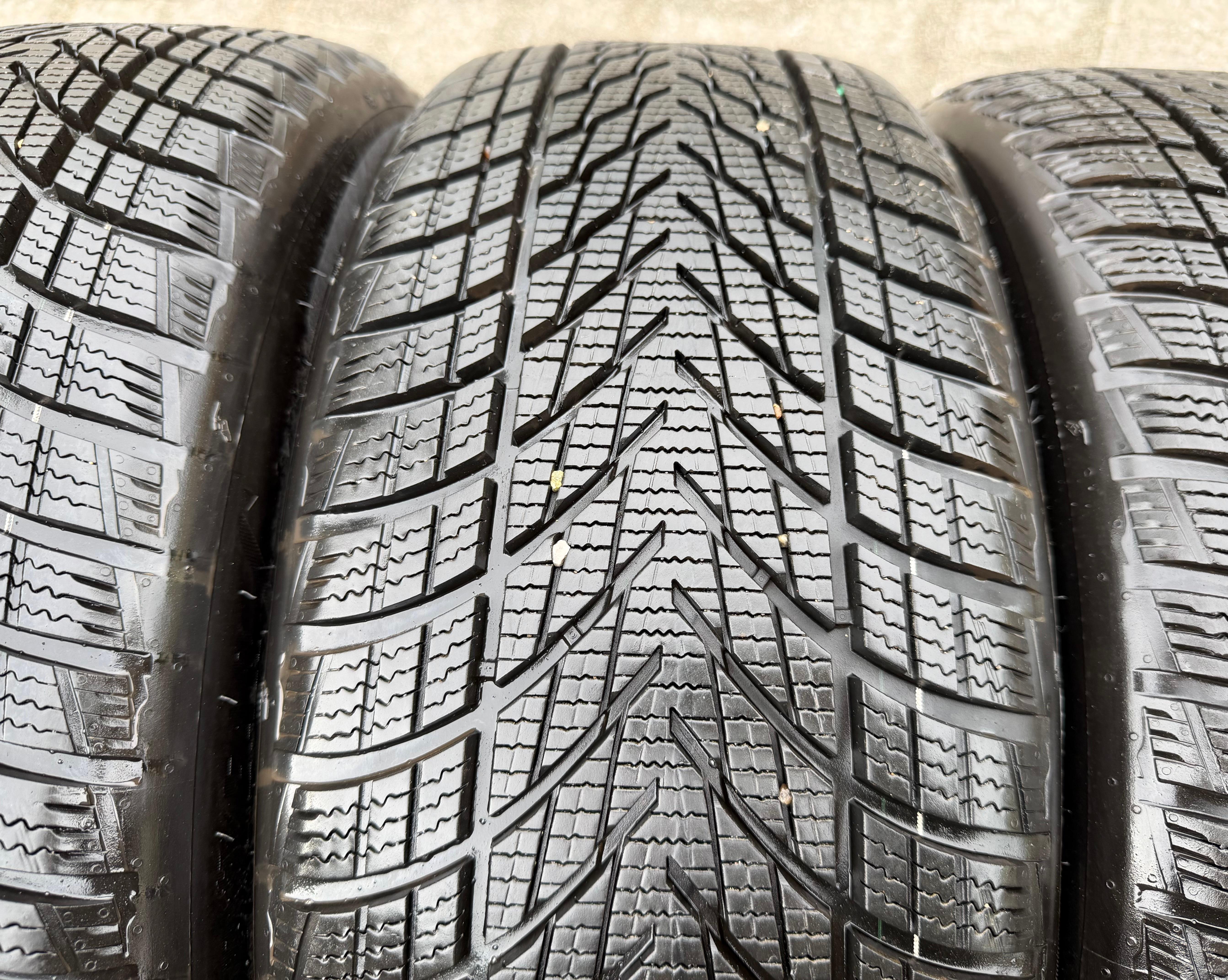 4 RUEDAS DE ALEACIÓN ORIGINALES DE INVIERNO DE 18" AUDI A5 S5 FU2 B10 8B3601025C 235/45R18 98H 2024