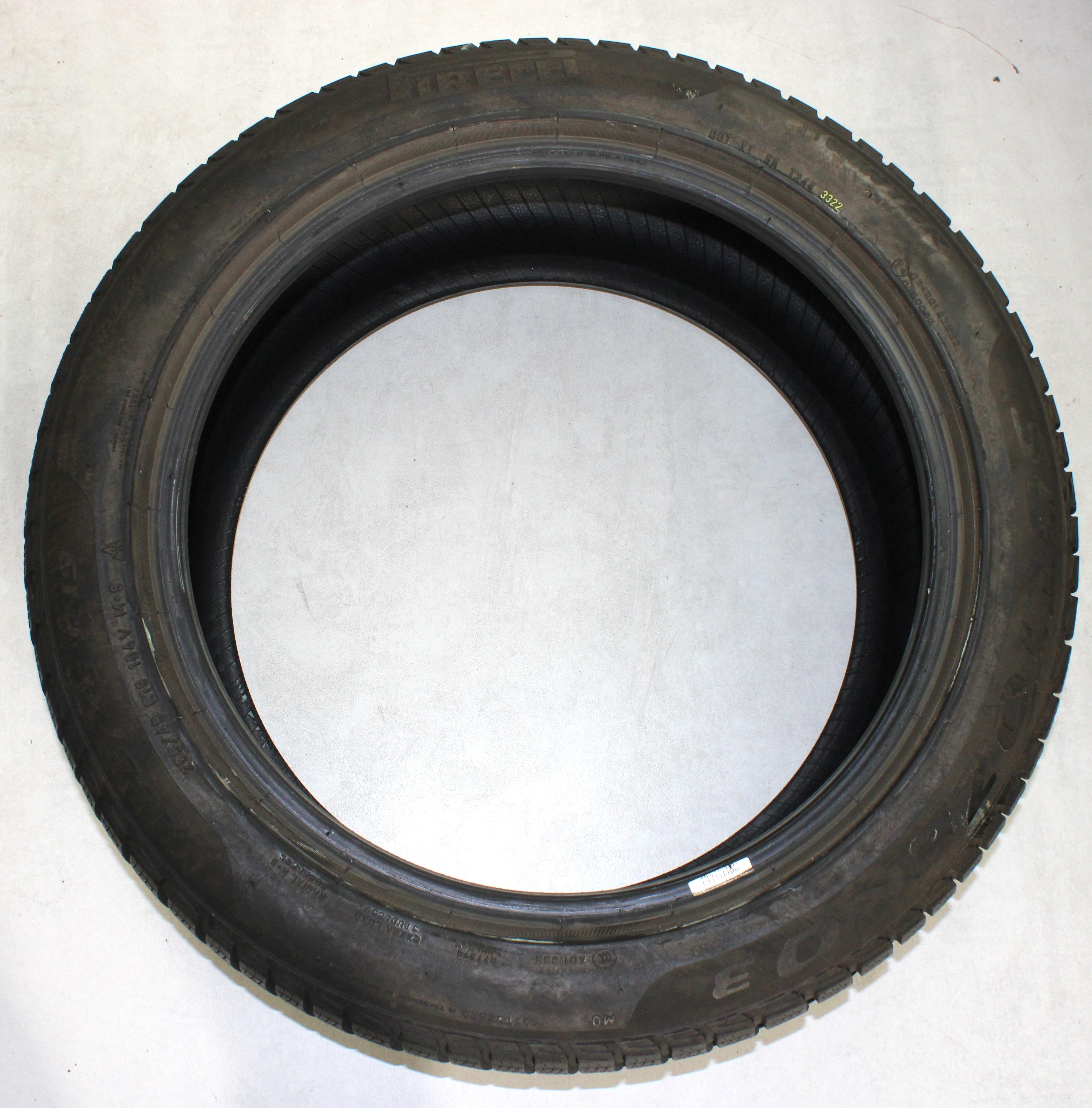 2 x 255/45R19 104V Winterreifen Pirelli Sottozero 3 MO 5,5mm 2022