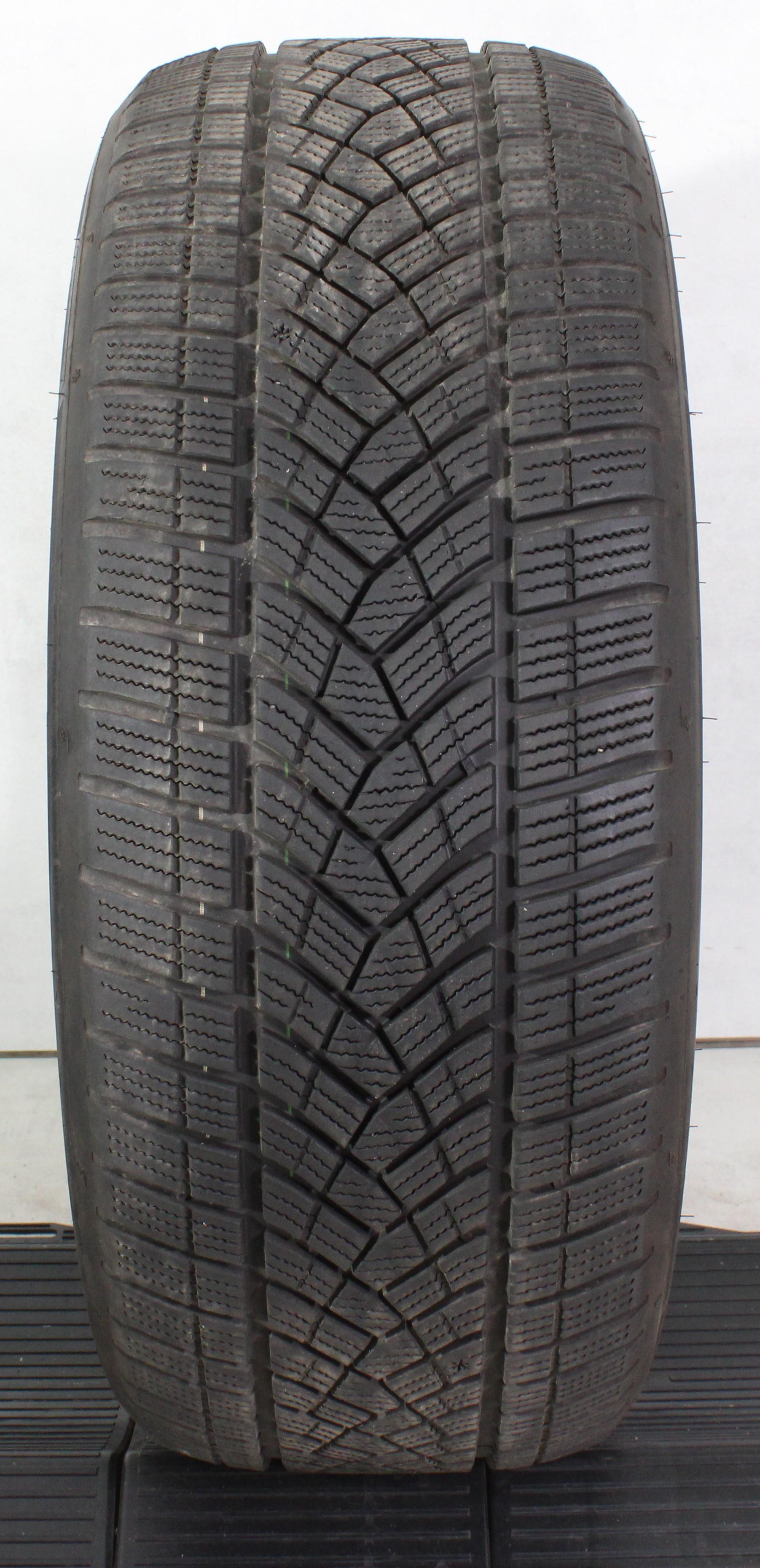 1 x 255/50R20 109H Winterreifen Goodyear Ultra Grip Performance + SUV 6,5mm 2024 AO