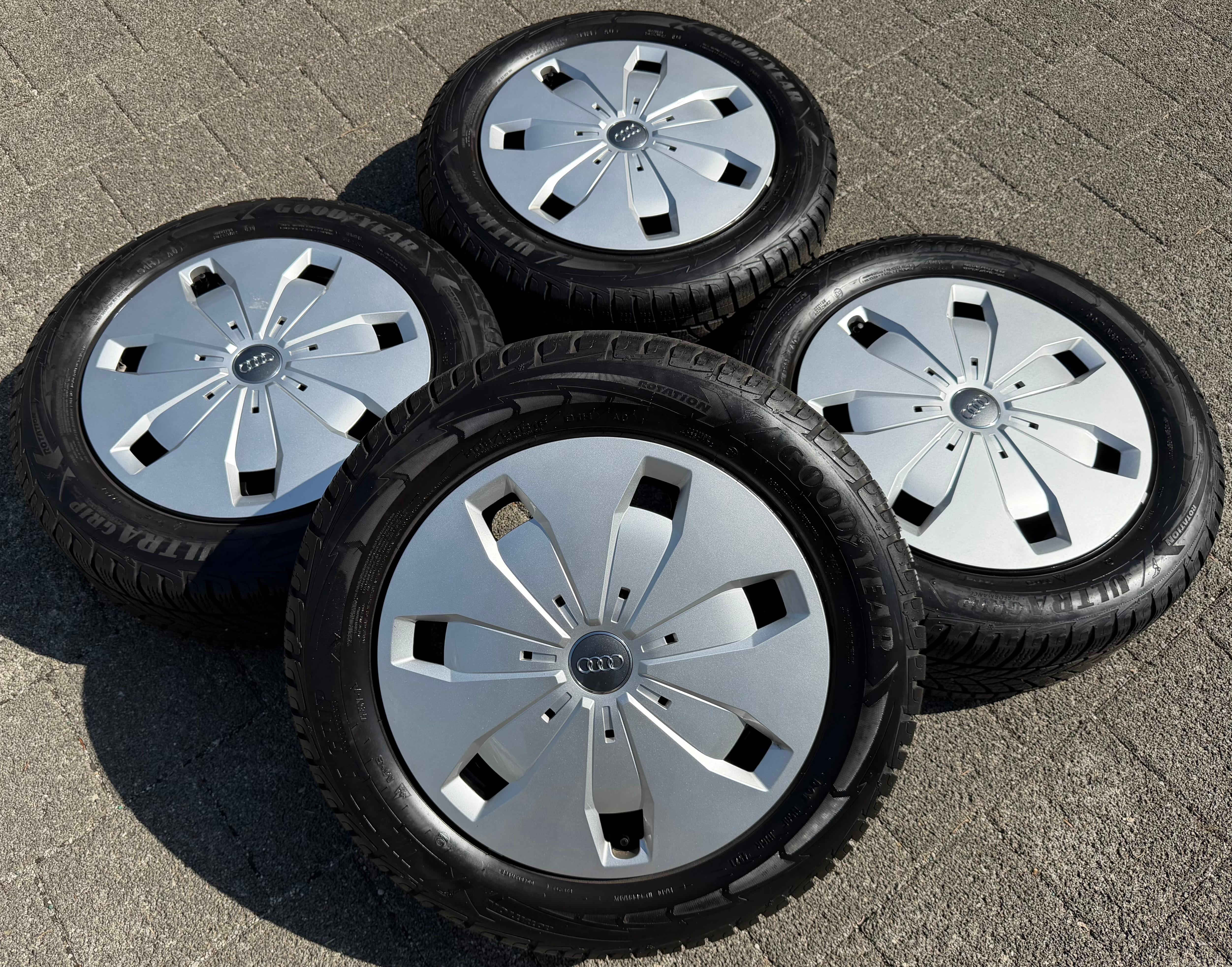 4 Winterräder Audi A3 8V Sportback Cabrio  205/55R16 91H Goodyear 8V0601027A 2022