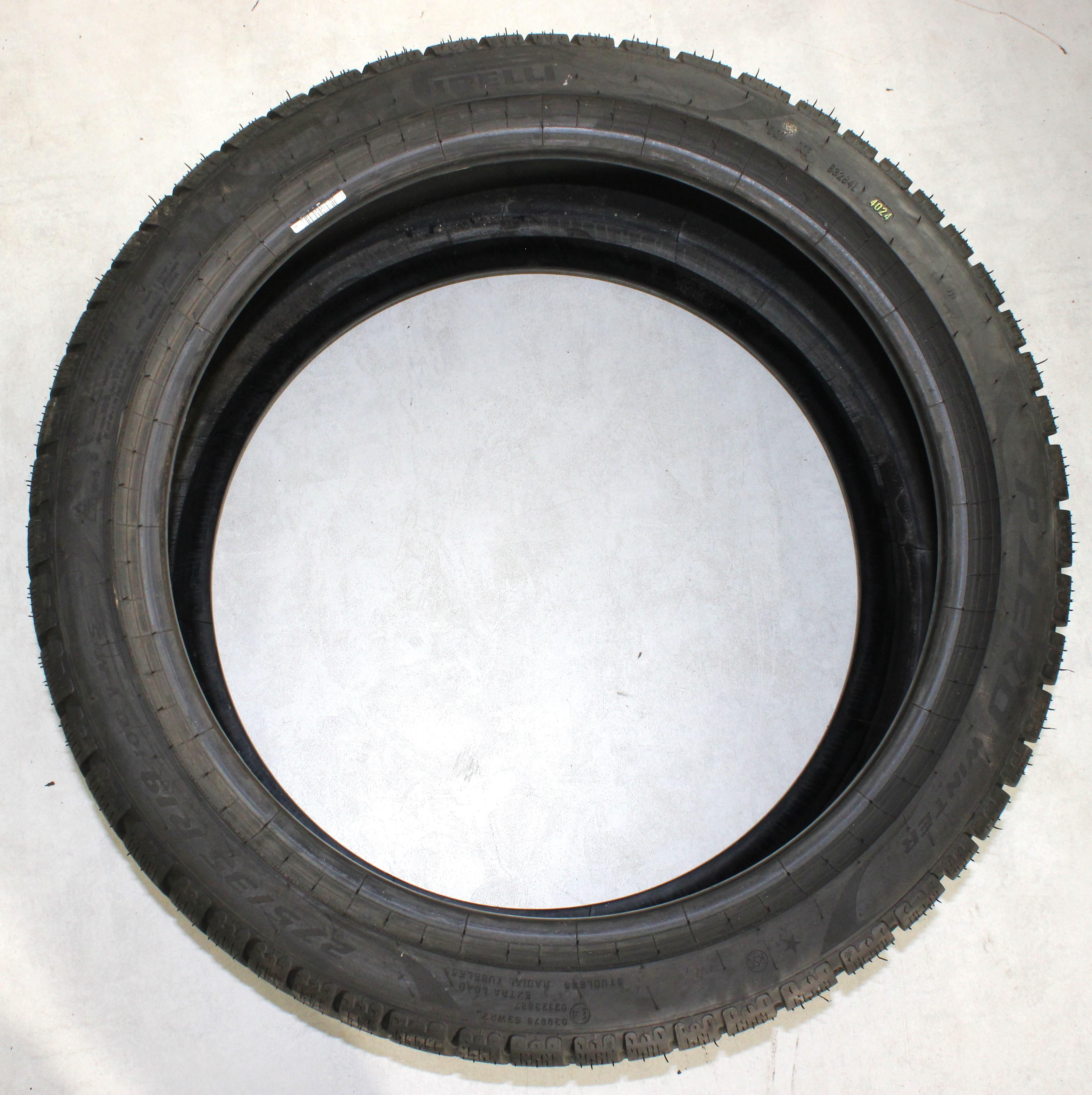 1 x 275/35R19 100V Winterreifen Pirelli Pzero Winter * Runflat 6,5-7mm 2024
