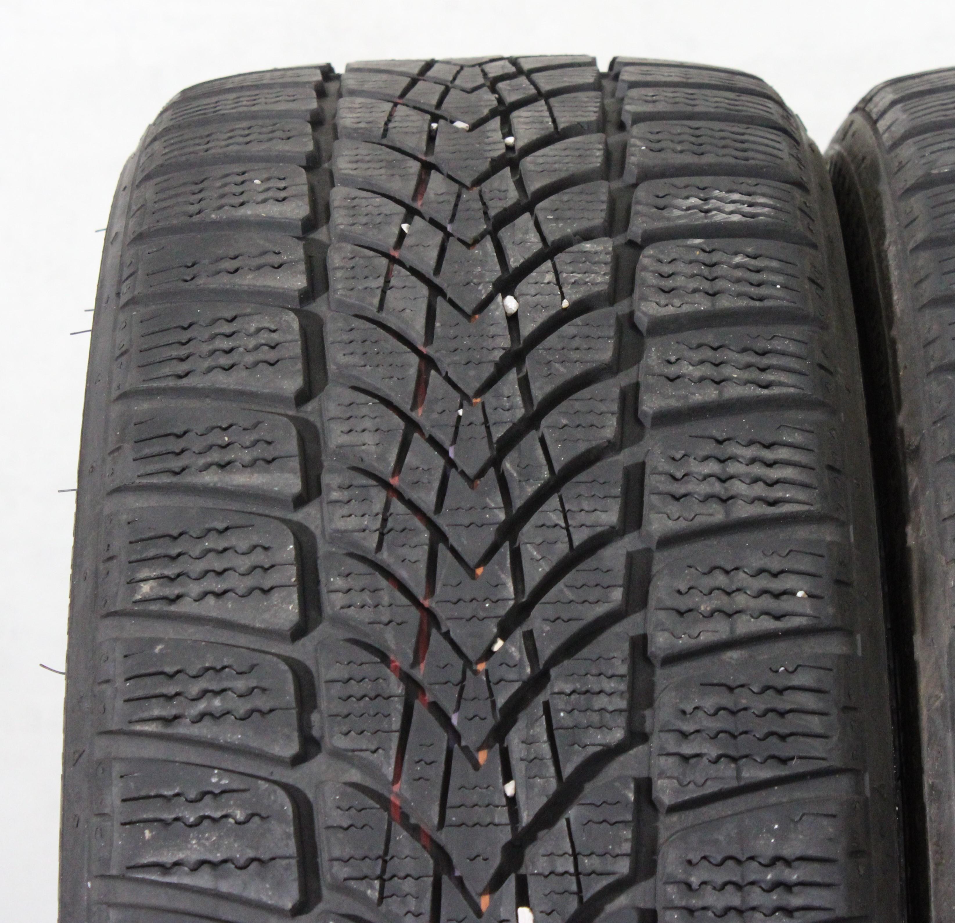 2 x 205/45R17 88V Pneumatici invernali Dunlop SP Winter Sport 4D 5-5,5mm 2018 *