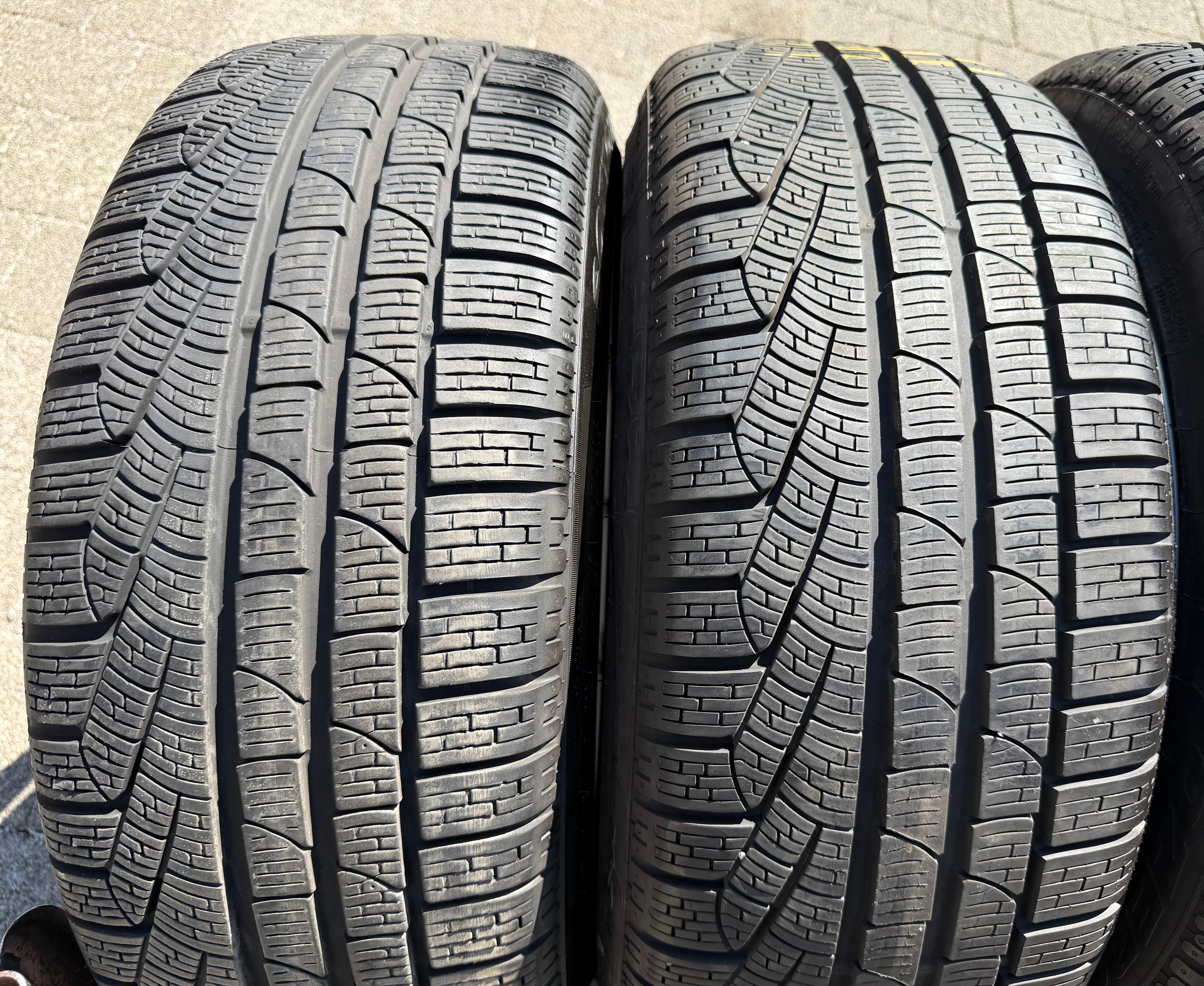 4 Original 19" Alu Winterräder Audi RS4 RS5 8W 8W0601025CP 235/40R19 96V Pirelli