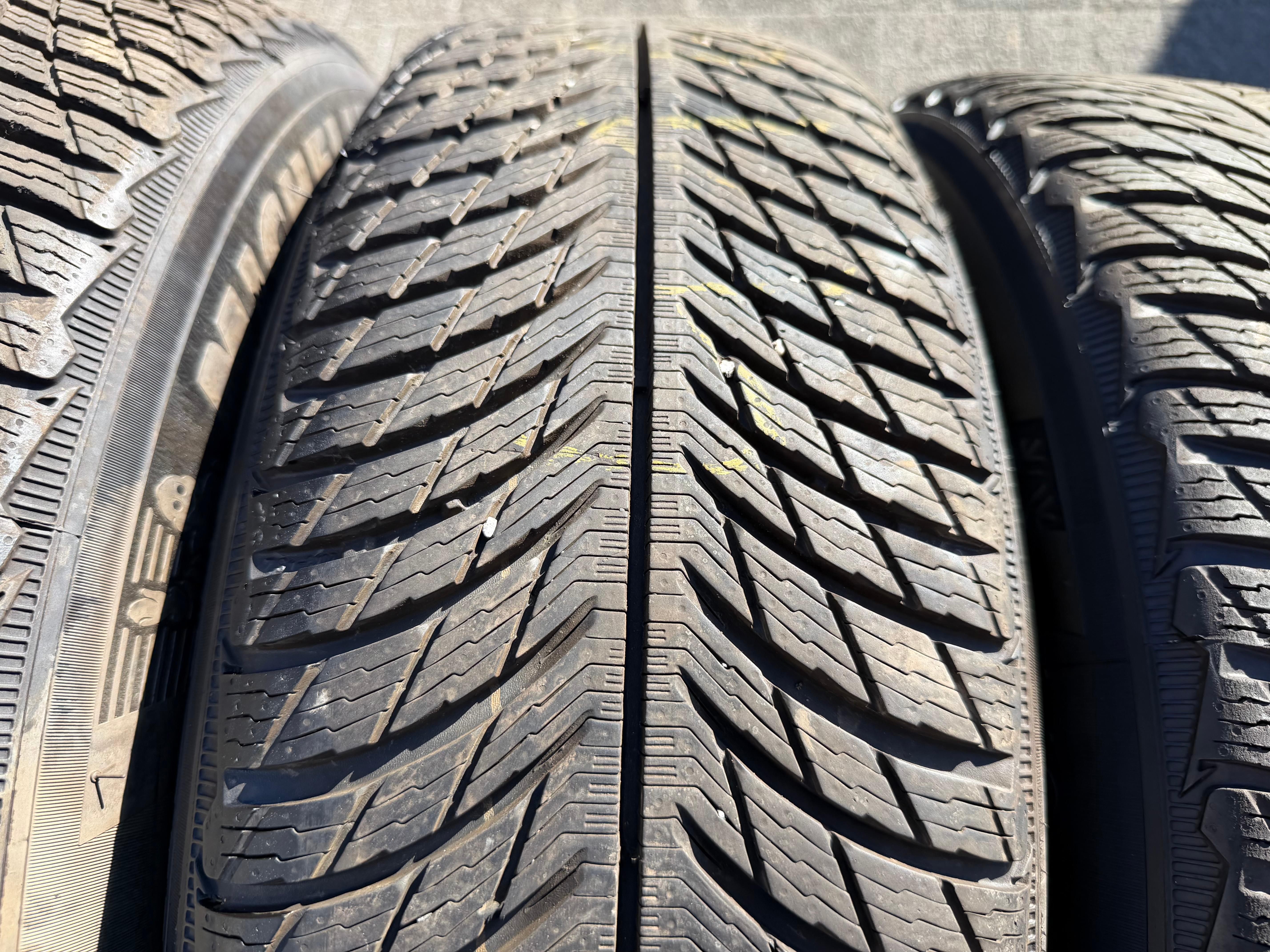4 Original 17" Alu Winterräder Mercedes GLA H247 GLB X247 215/65R17 99H RDKS 2024