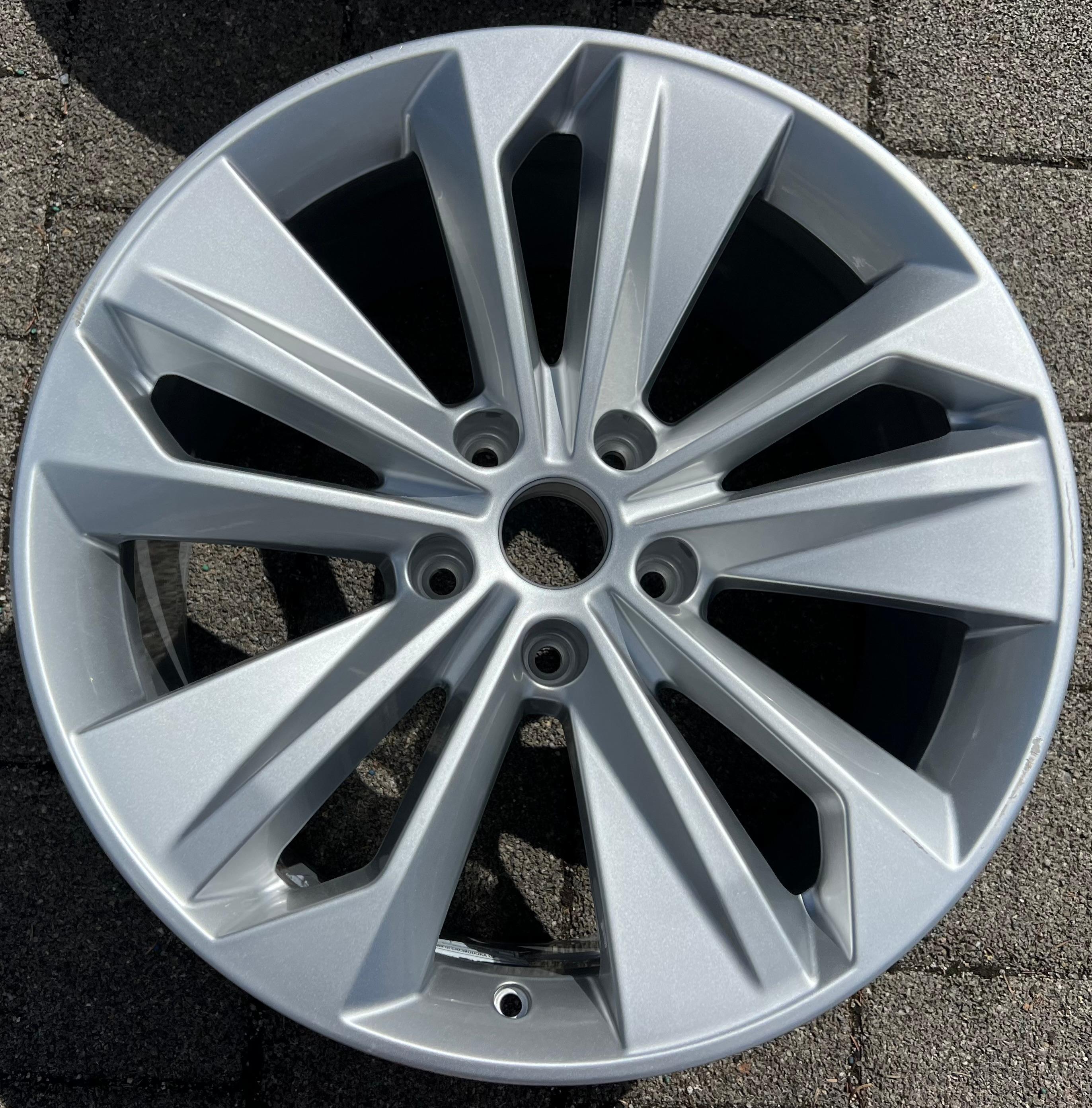 1 X ORIGINAL 20" ALUFELGE AUDI Q6 GF 85H601025G 10x20 ET39 FREIHAUS