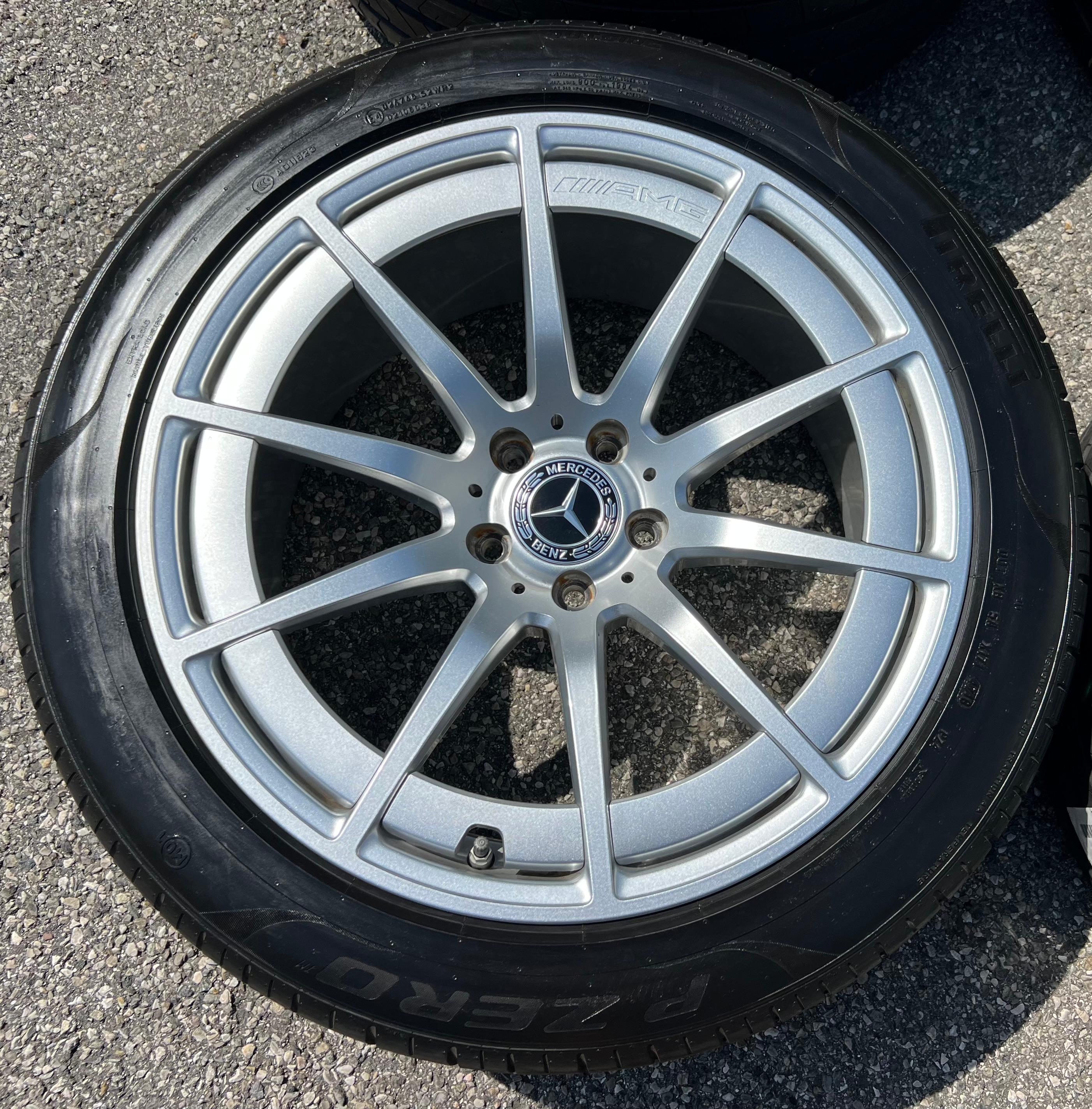 4 ROUES D'ÉTÉ ORIGINALES EN ALU 19" MERCEDES AMG GT W290 X290 A2904010100