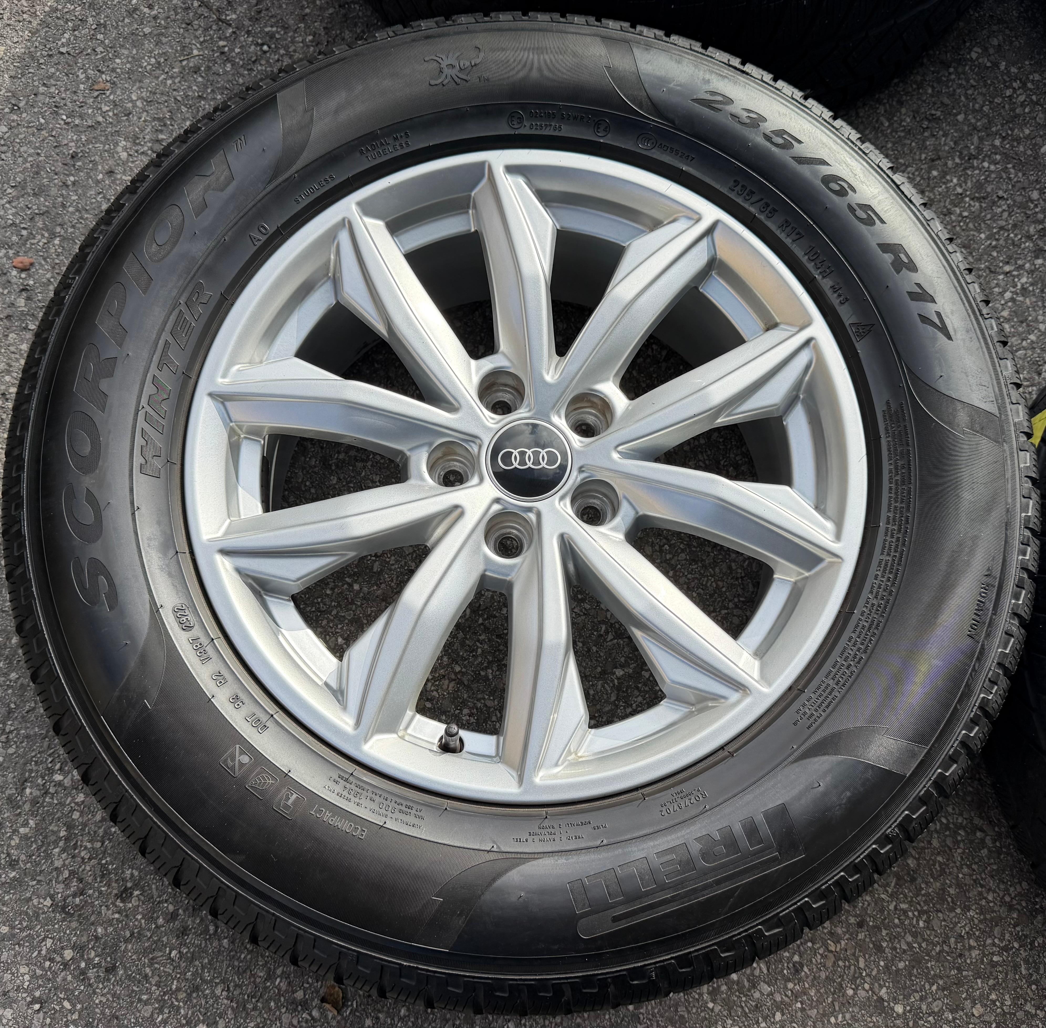 4 Original 17" Alufelgen Audi Q5 FY 80A601025J 7x17 ET34 Felgen