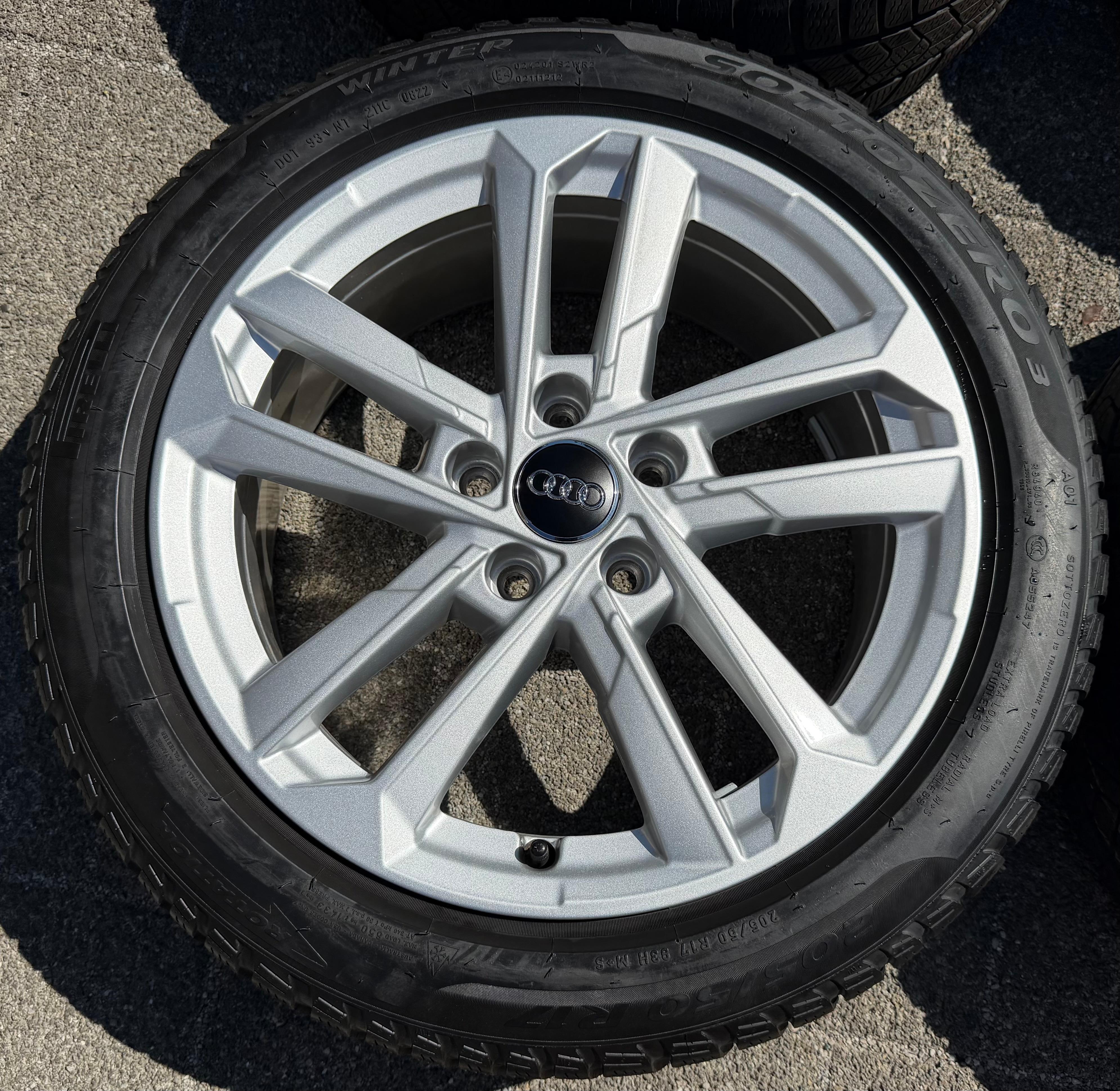 4 Original 17" Alu Winterräder Audi A3 S3 8V 8Y0601025L 205/50R17 93H Pirelli