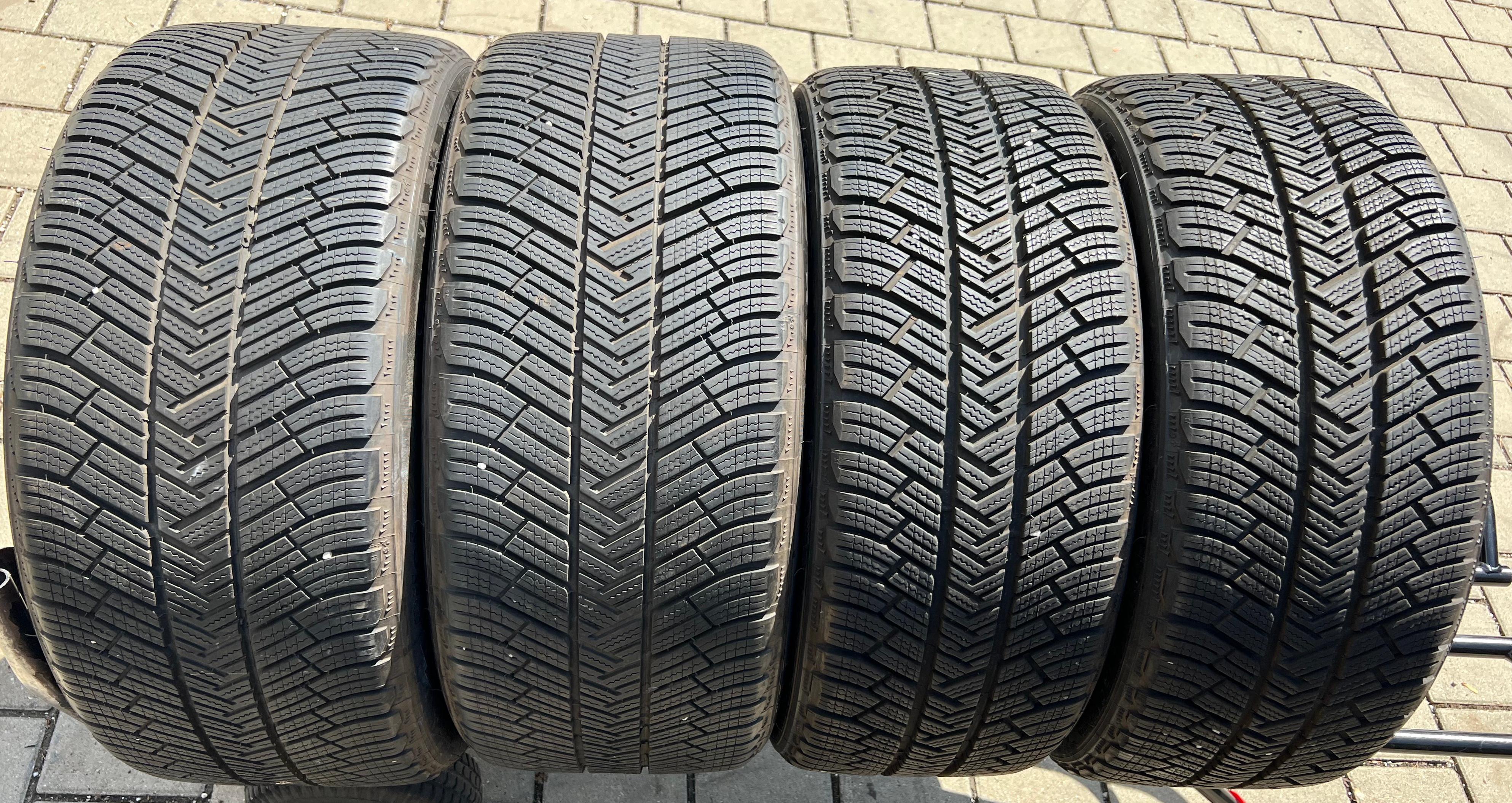 2 x 235/40R19 92V 2 x 265/40R19 98V Winterreifen Michelin Pilot Alpin PA4 7,5-8mm 2016 N0