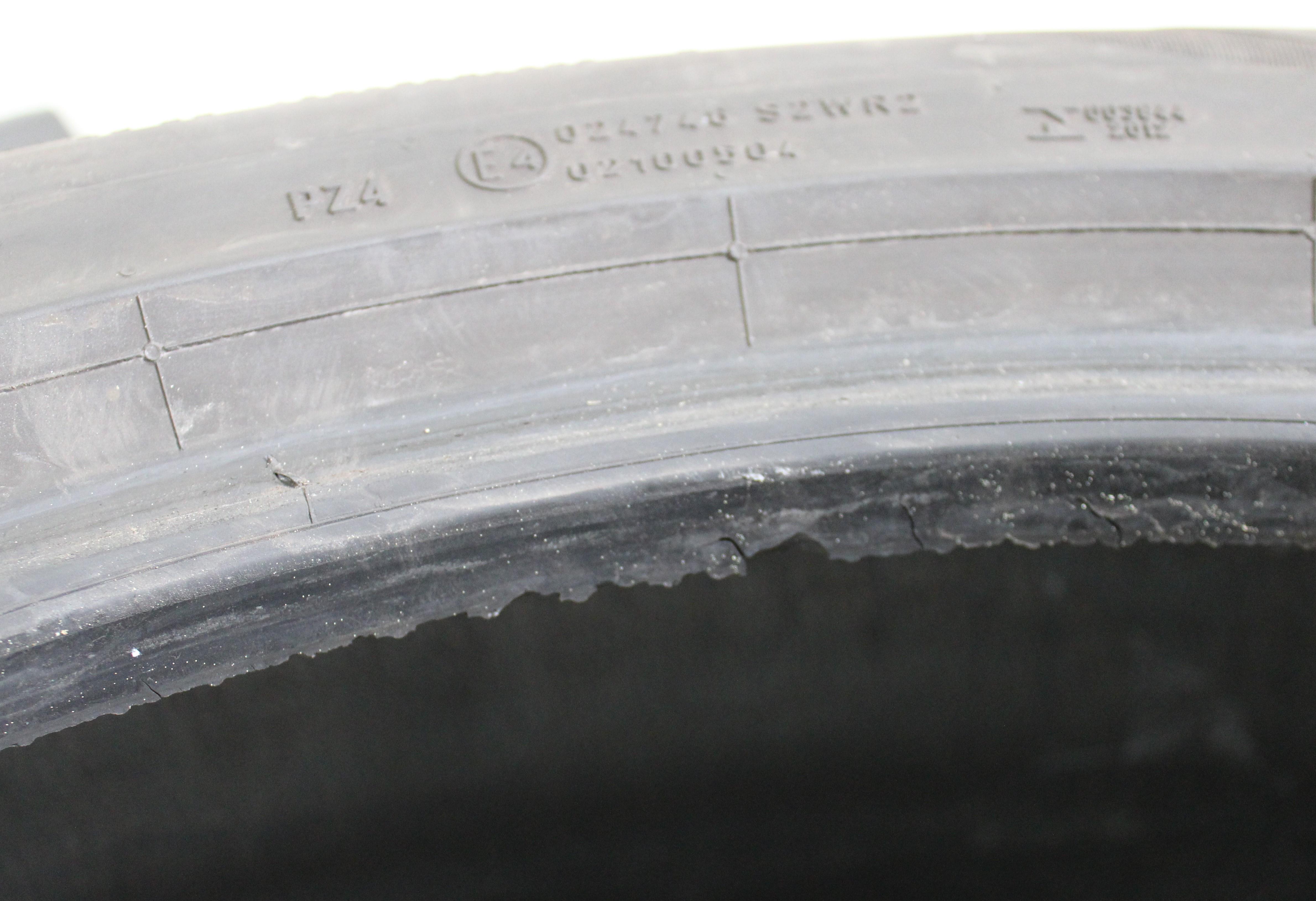 2 x 305/40R20 112Y Sommerreifen Pirelli Pzero PZ4 Runflat 6mm 2019 *