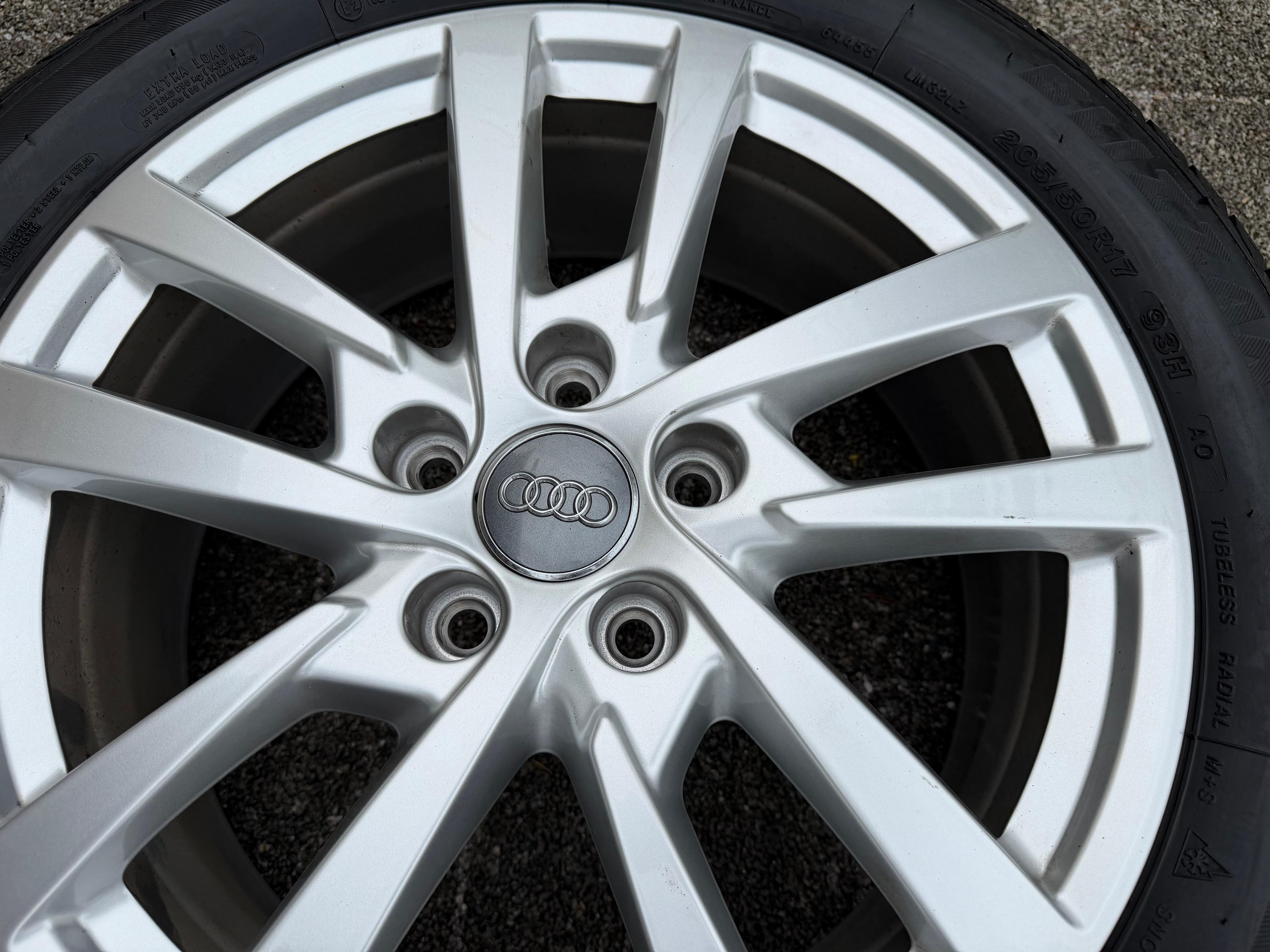 4 Original 17" Alu Winterräder Audi A3 S3 8V 8V0601025DH 205/50R17 93H Bridgestone