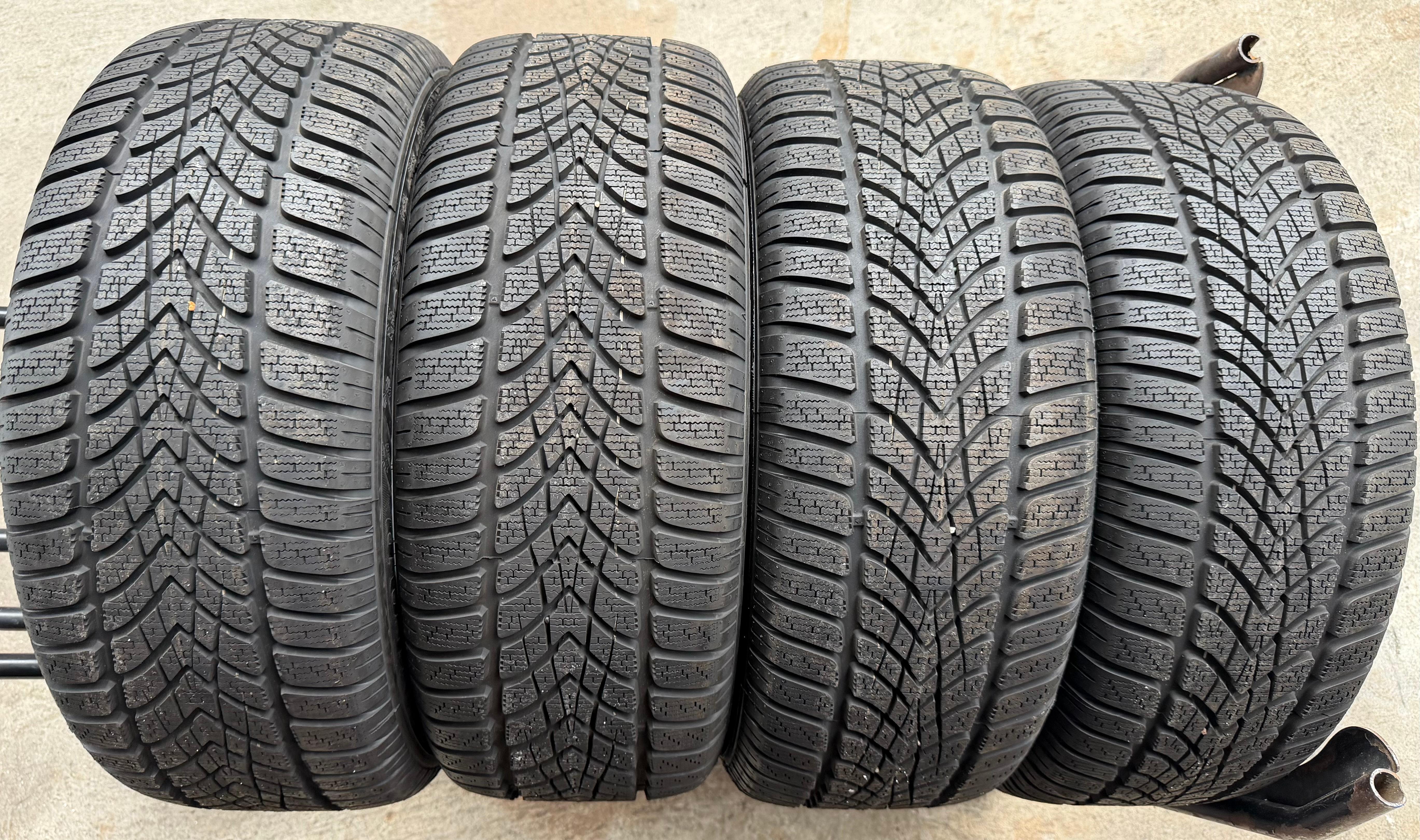 4 ruote in lega invernali originali da 17" per Audi TT 8S 225/50R17 94H Dunlop 8S0601025J
