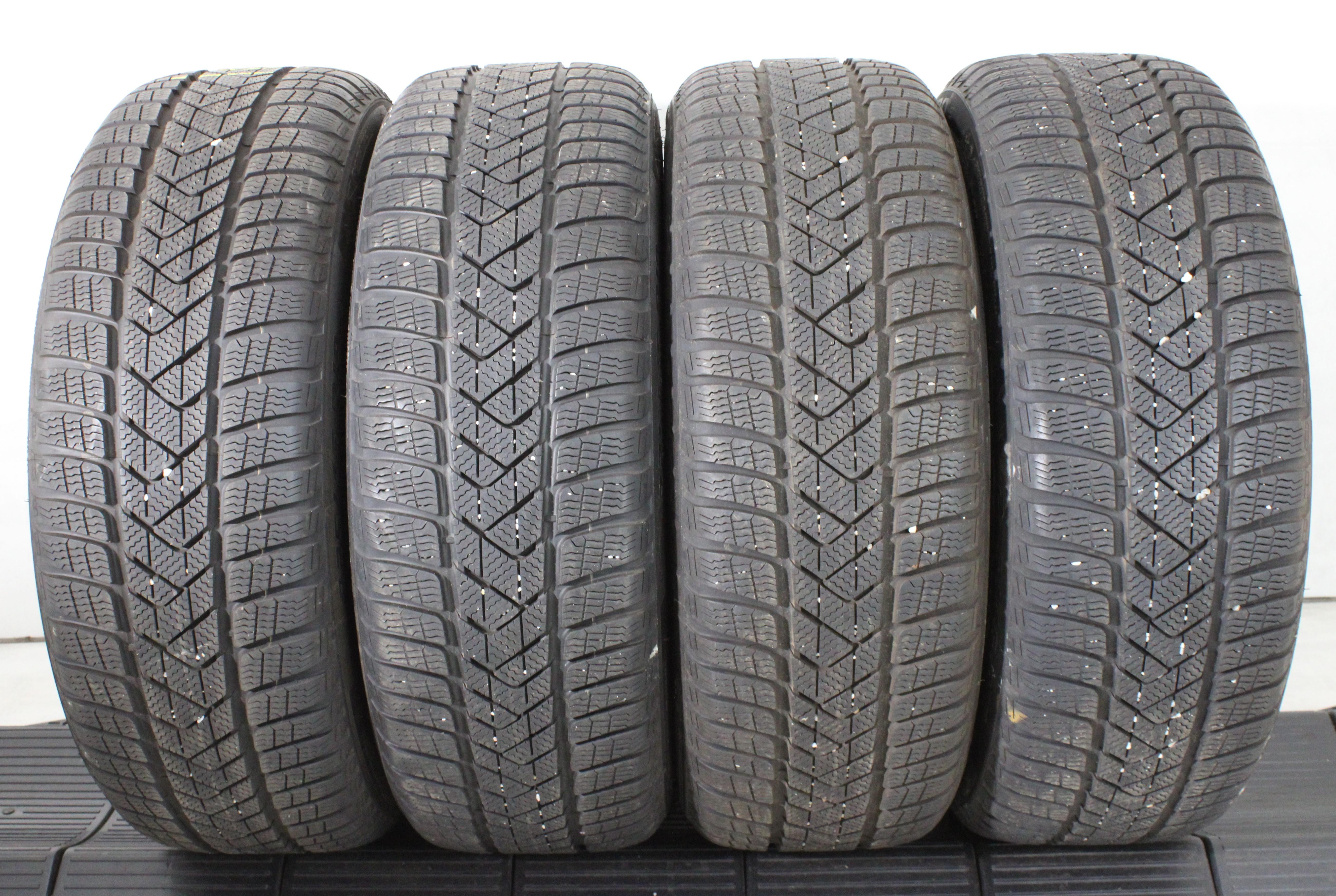 4 x 225/45R19 96V pneumatici invernali Pirelli Sottozero 3 * Runflat 6,5-7mm 2020