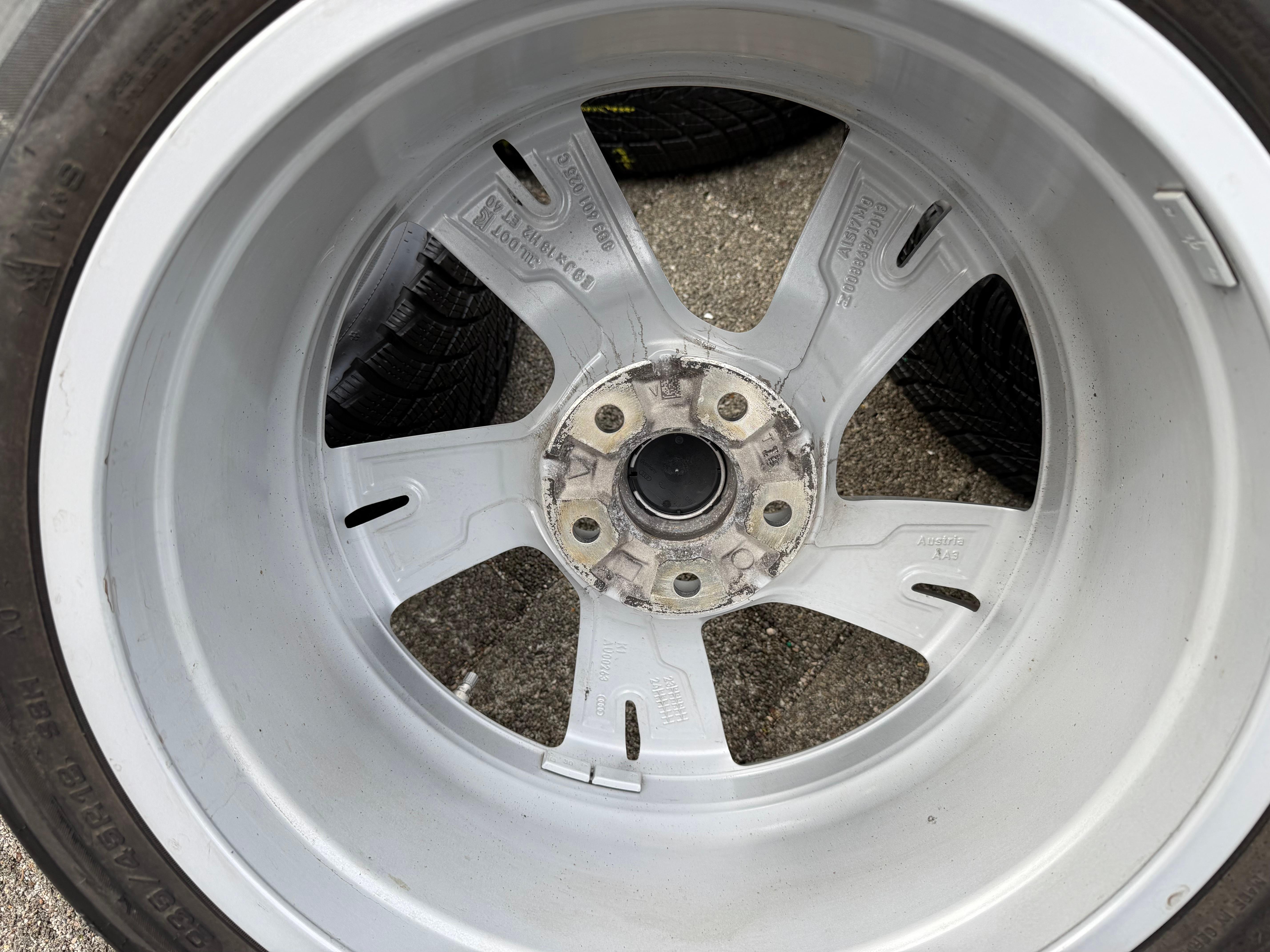 4 ORIGINAL 18" ALU WINTERRÄDER AUDI A5 S5 FU2 B10 8B3601025C 235/45R18 98H 2024