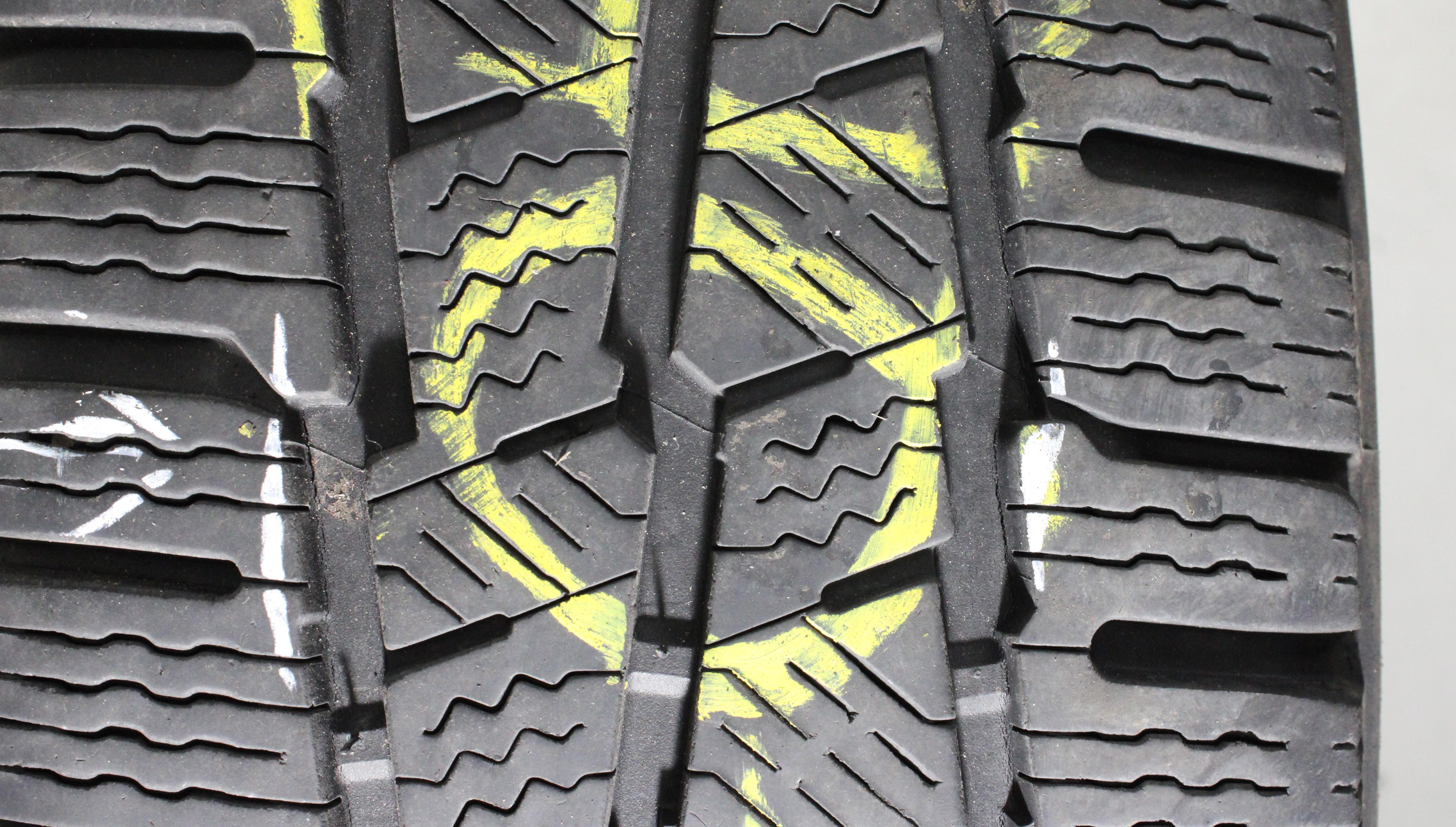4 x 225/75R16C 121/120R Winterreifen Michelin Agilis Alpin 6mm 2x2016/2x2017