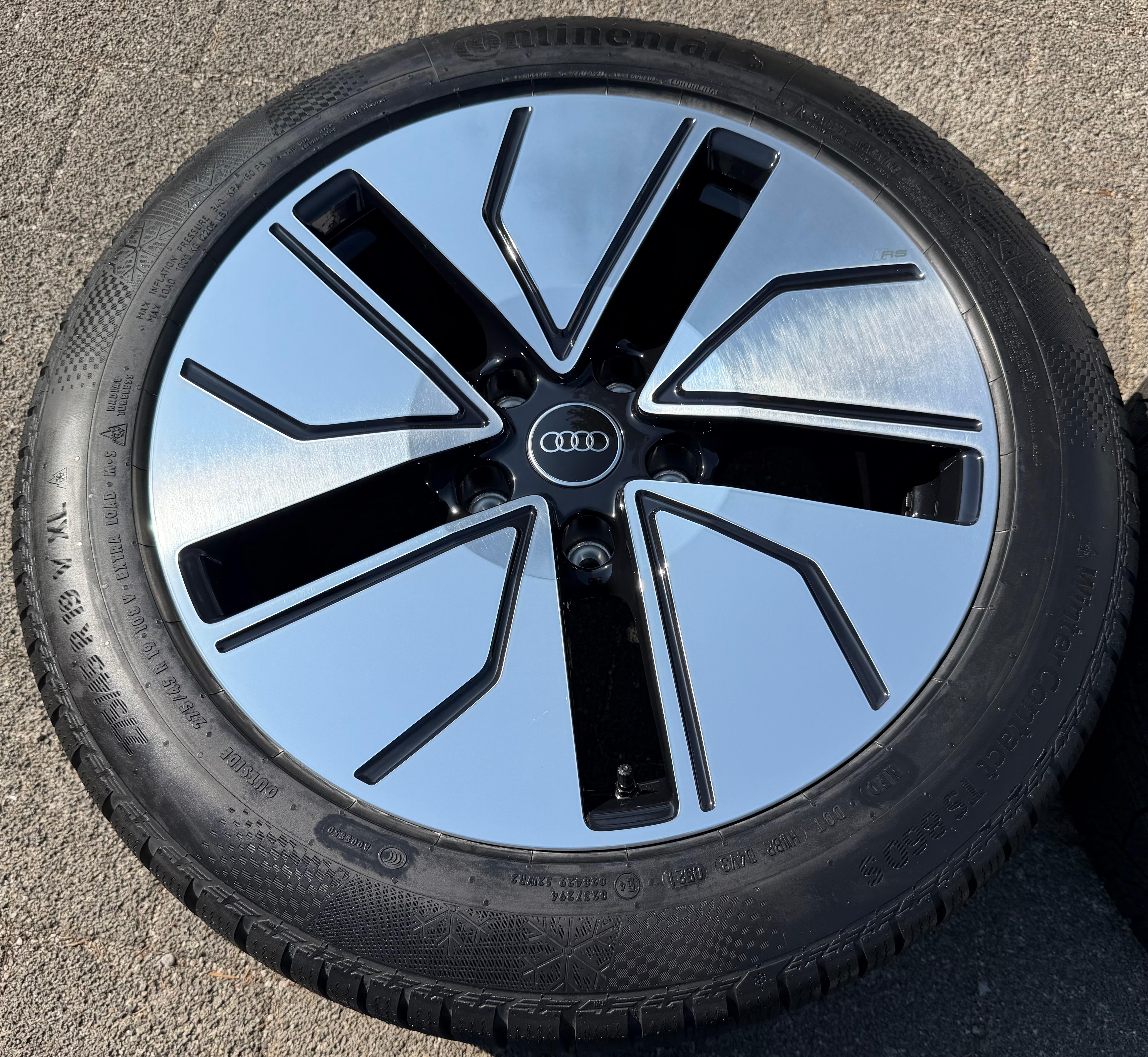 4 cerchi invernali originali in lega da 19" per Audi E-Tron GT 4J3601025P 4J3601025N con sistema di monitoraggio della pressione dei pneumatici (RDKS)